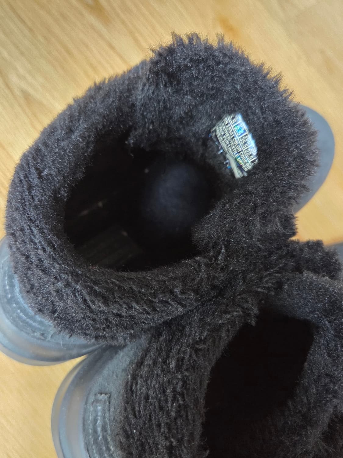 스케쳐스 블랙 털 부츠 상품이미지4