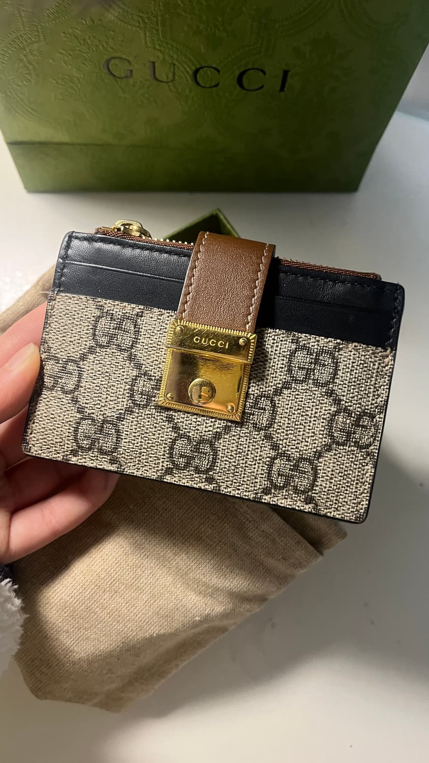 구찌 패들락 카드지갑 상품이미지1