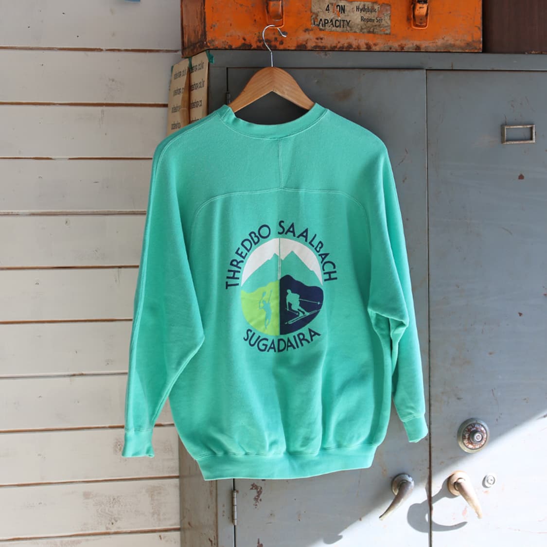 (착용컷) THREDBO SAALBACH SUGADAIRA 스웻 셔츠  상품이미지2