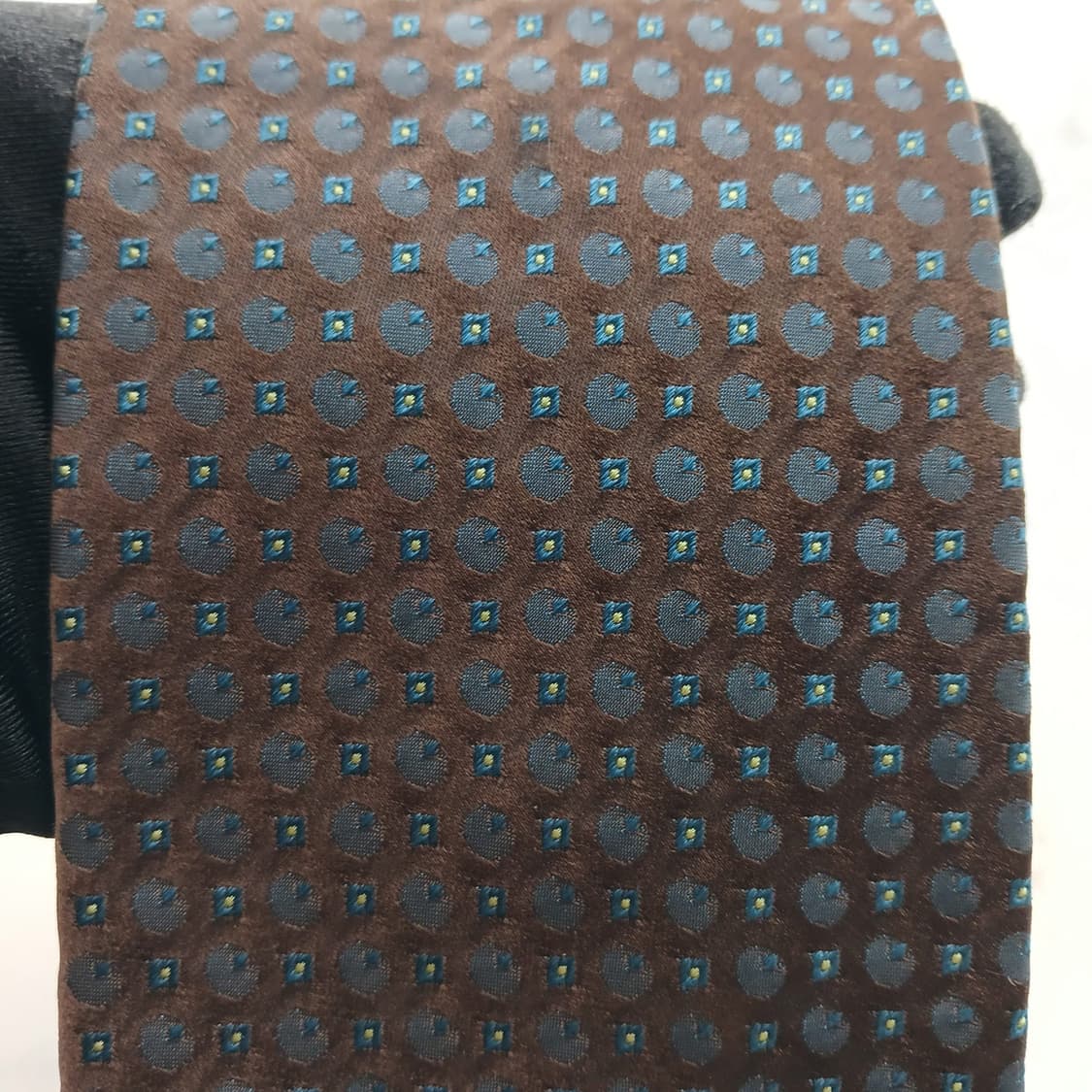 휴고보스 실크 도트 넥타이 9cm A+등급 A18241
 상품이미지4