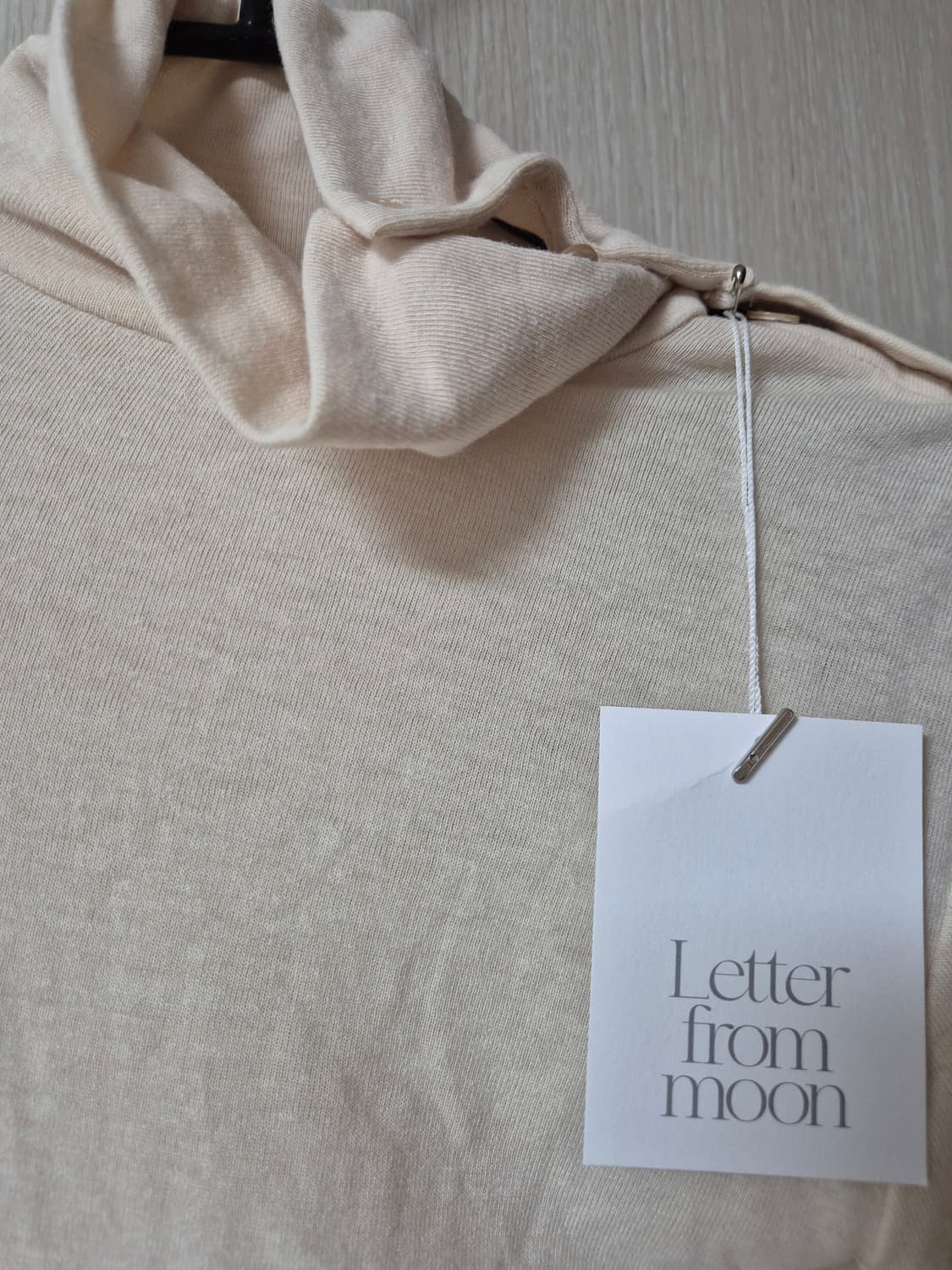 (새제품) 레터프롬문 목폴라 하이넥니트 긴팔  상품이미지3