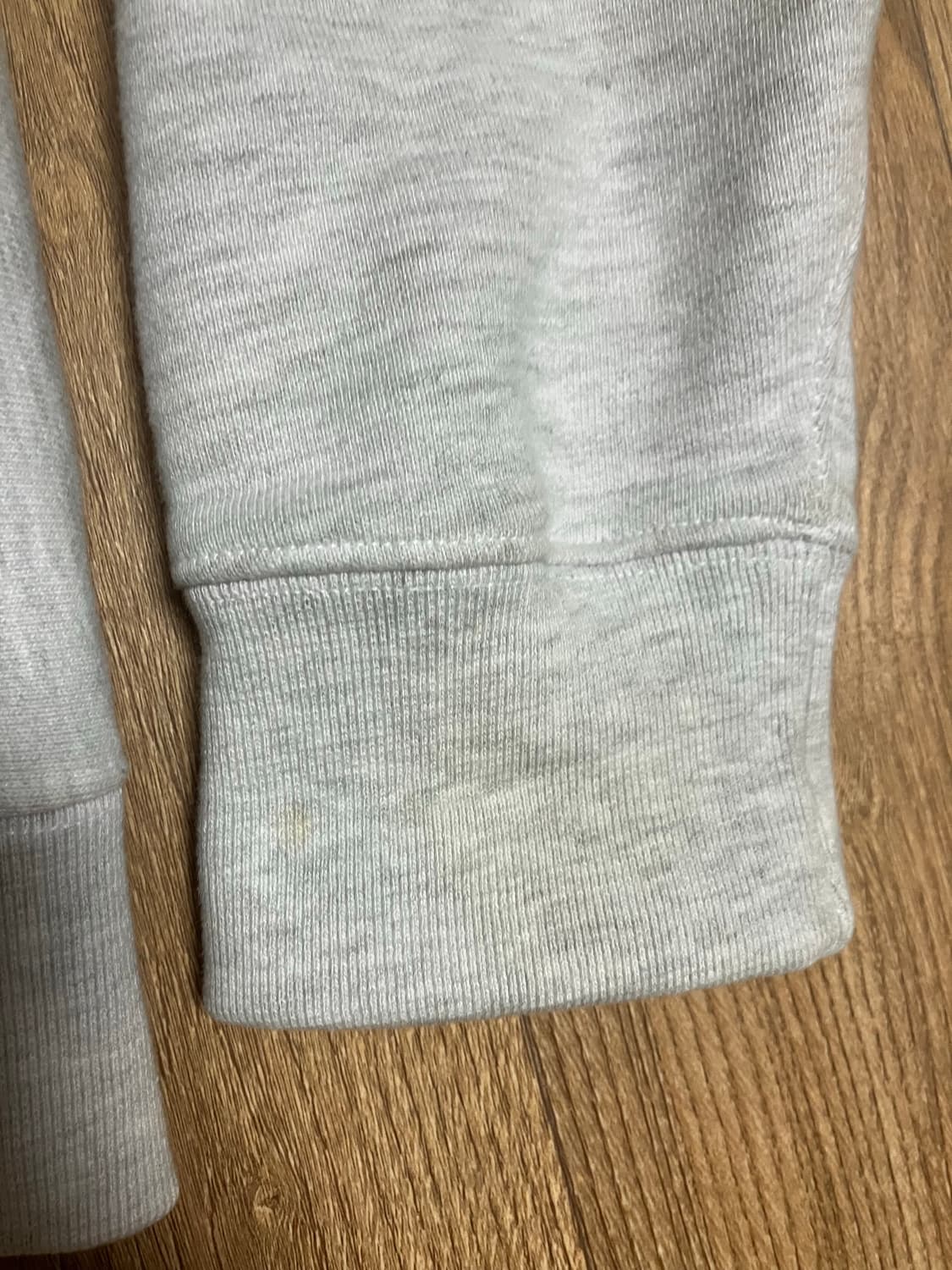 아웃스탠딩 맨투맨 상품이미지4