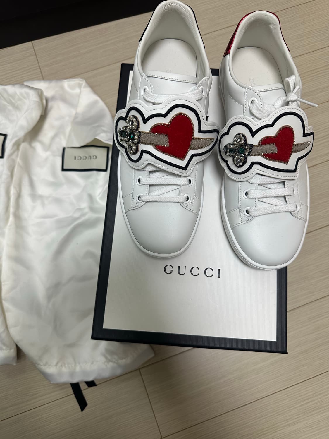 구찌스니커즈 상품이미지2