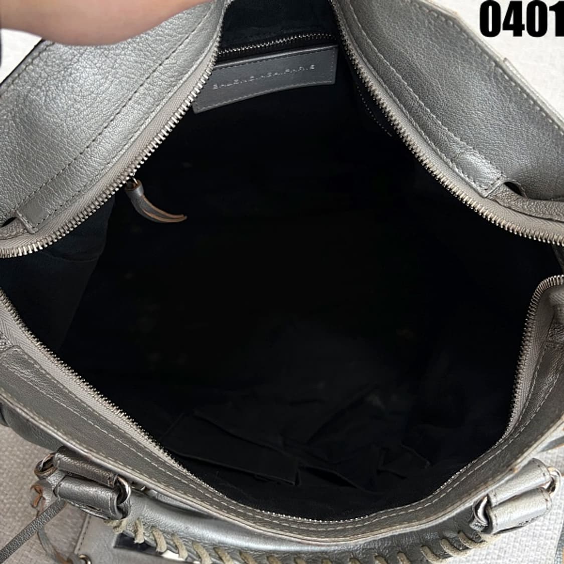 발렌시아가 모터백 클래식 시티 스타일 토트 겸 숄더백 0401 상품이미지5
