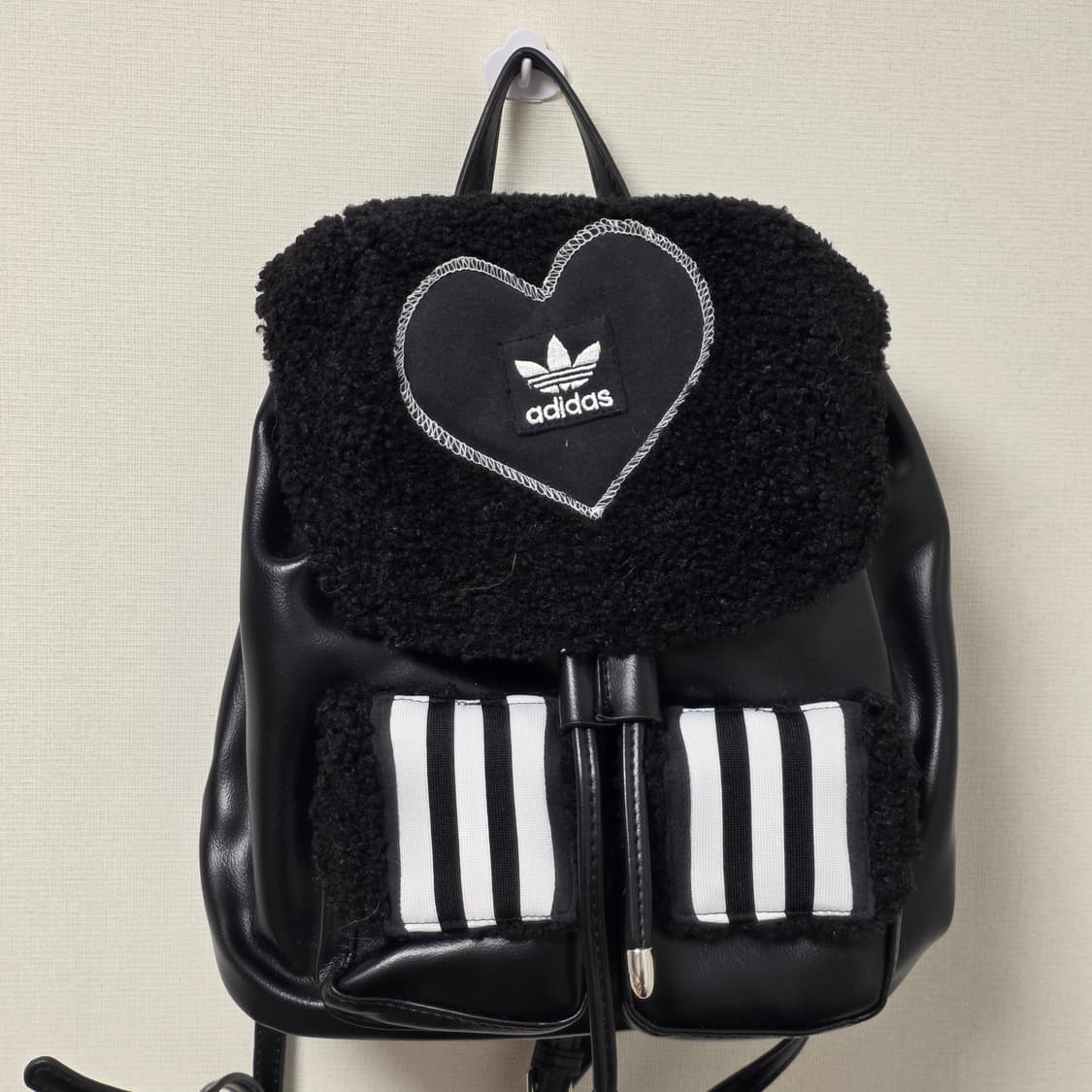 베이비베어 빈티지 아디다스커스텀  뽀글이 보부상백 블랙 유로파 상품이미지1