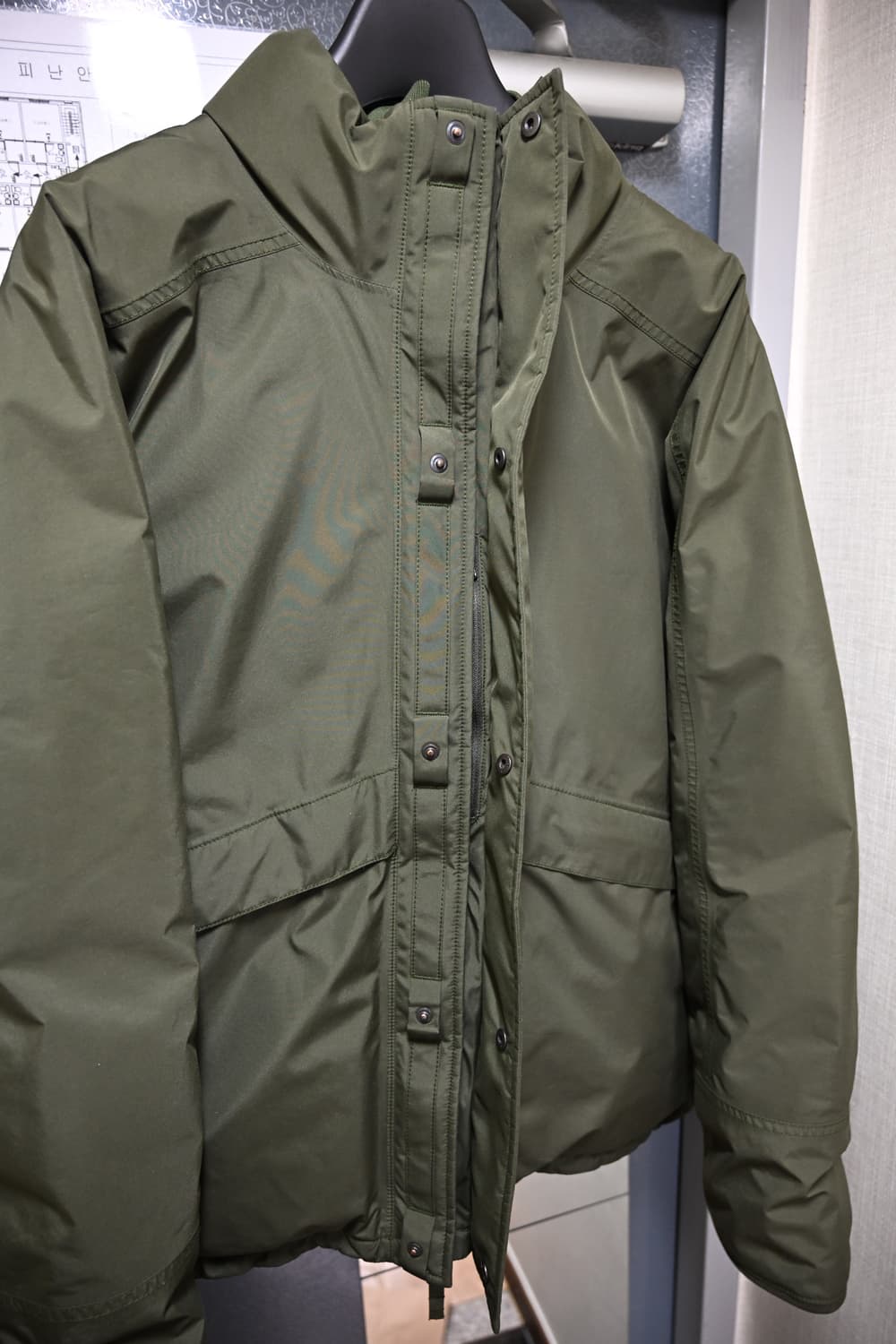 [XL] 나나미카 고어텍스 숏 다운 패딩 자켓 상품이미지3