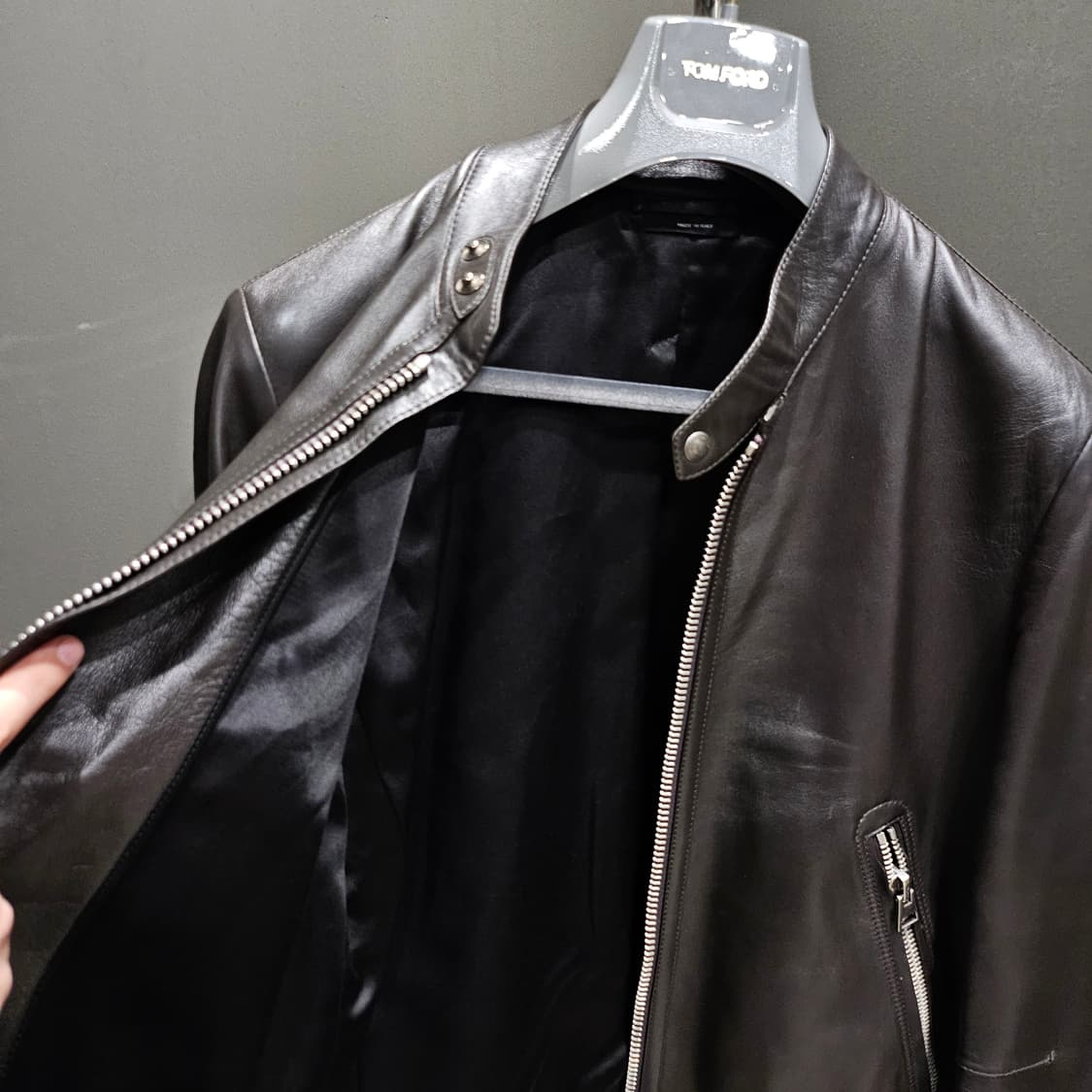 톰포드 카프스킨 바이커 레더 가죽자켓 상품이미지5