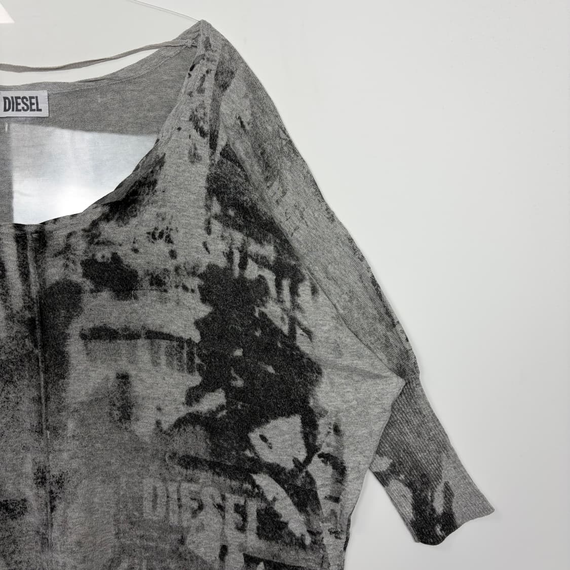 디젤 패턴 니트 원피스 티셔츠 상품이미지5