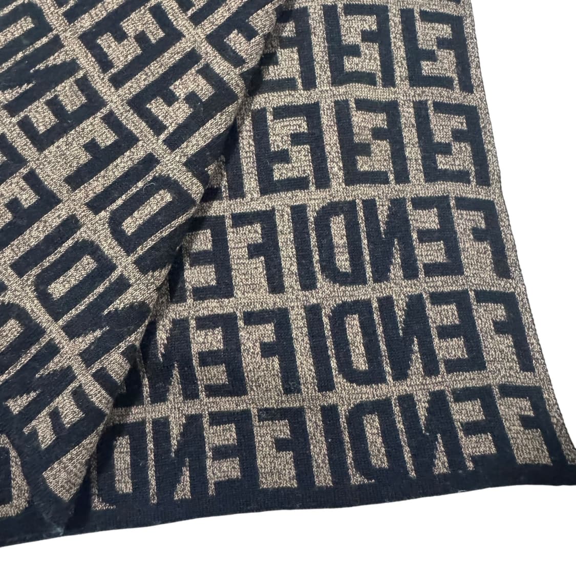 정품 펜디 쥬카 양면 머플러 상품이미지3