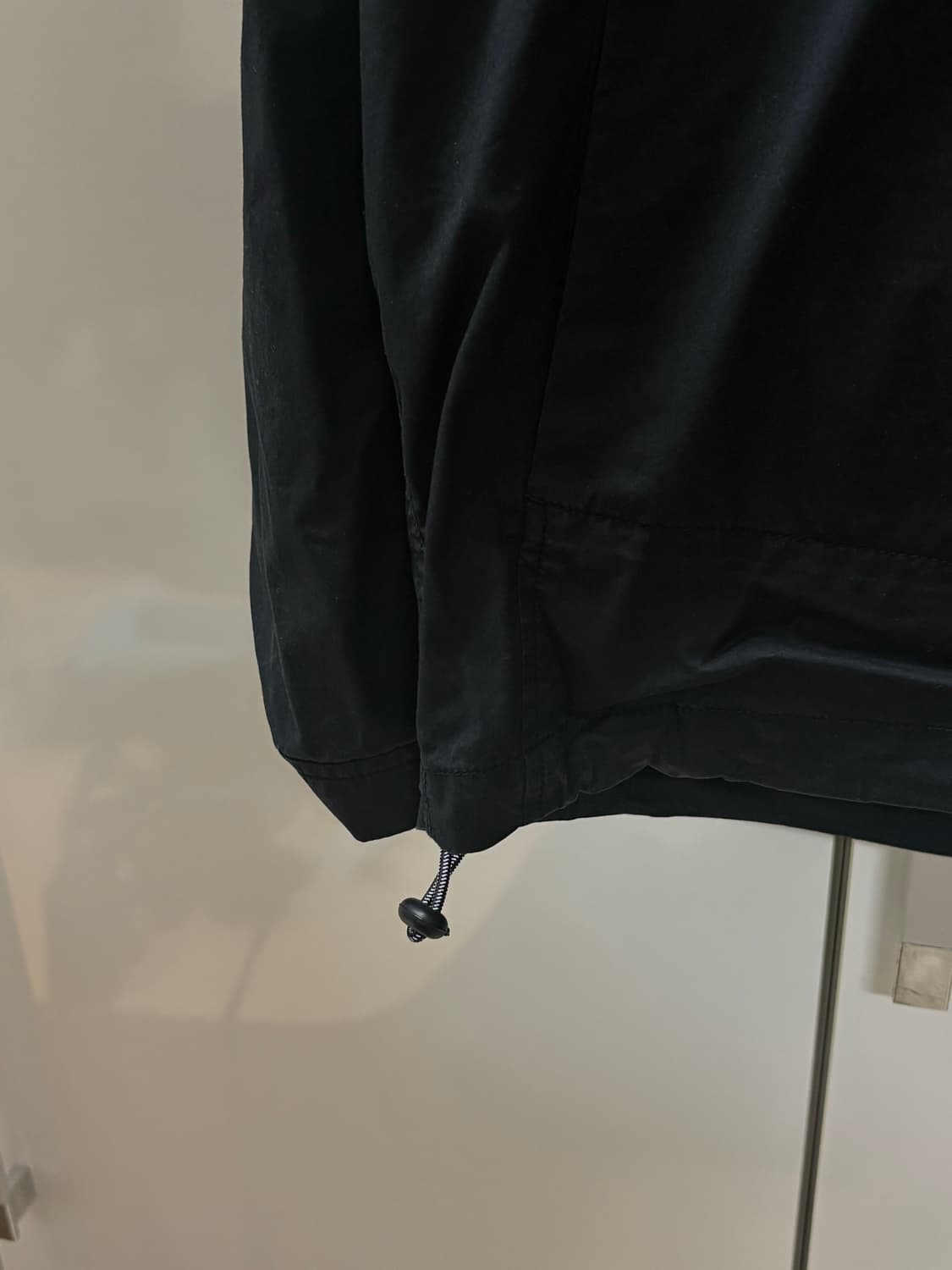 비이커 포지티브에러 블랙 후드 아노락 자켓 상품이미지5