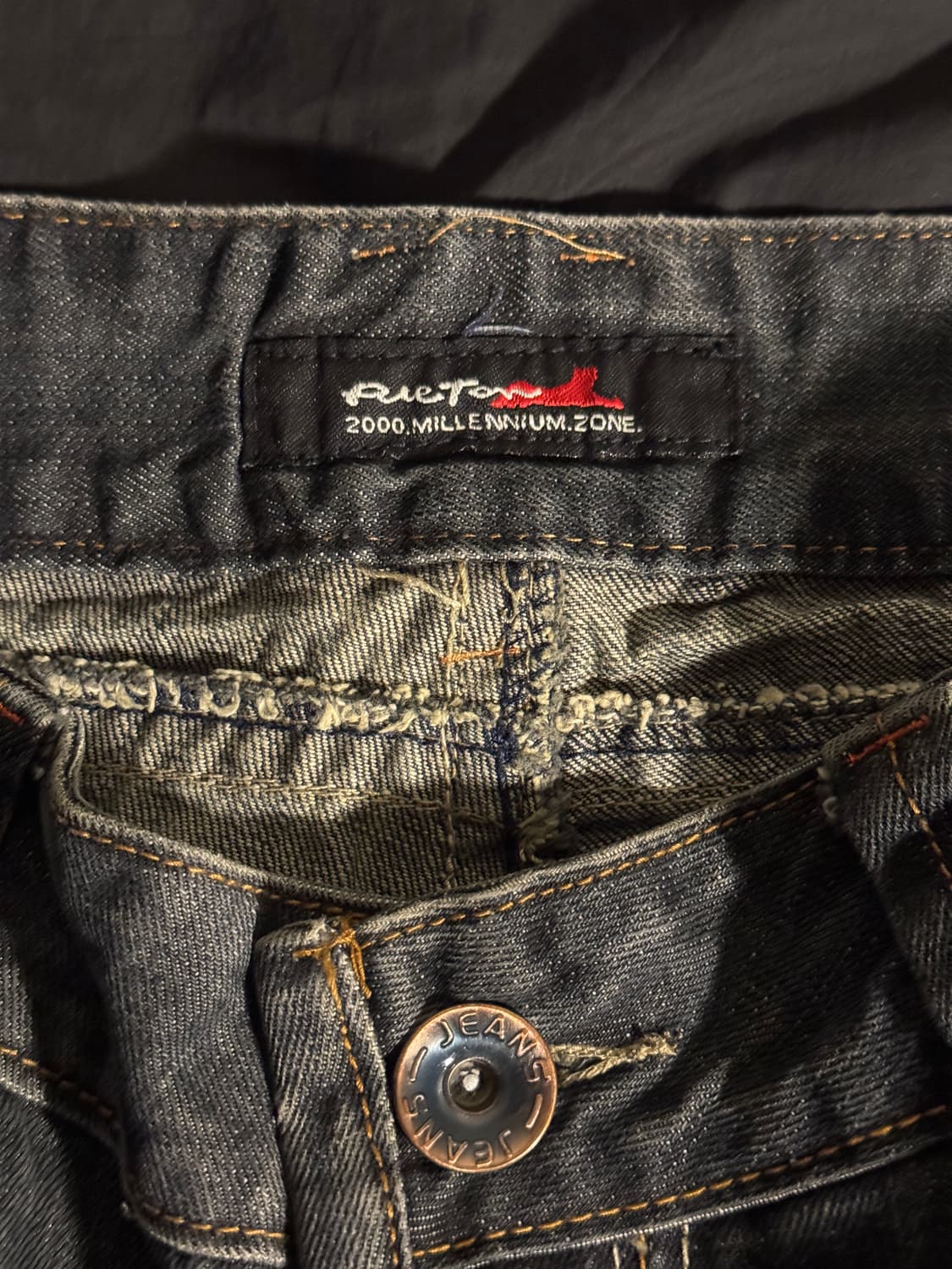 PIETON 스톤 워시드 데님 팬츠 상품이미지3