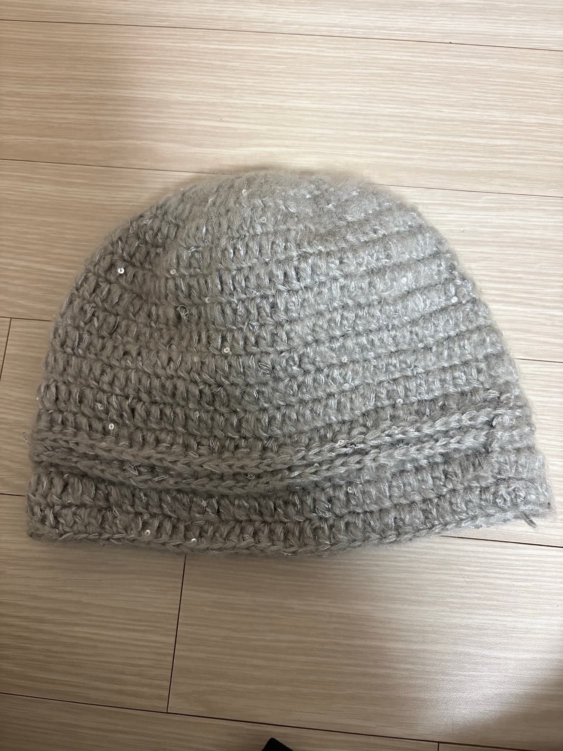 블루씨티 스팽클 플라워 니트 뜨개 비니 모자 4color 그레이 상품이미지4