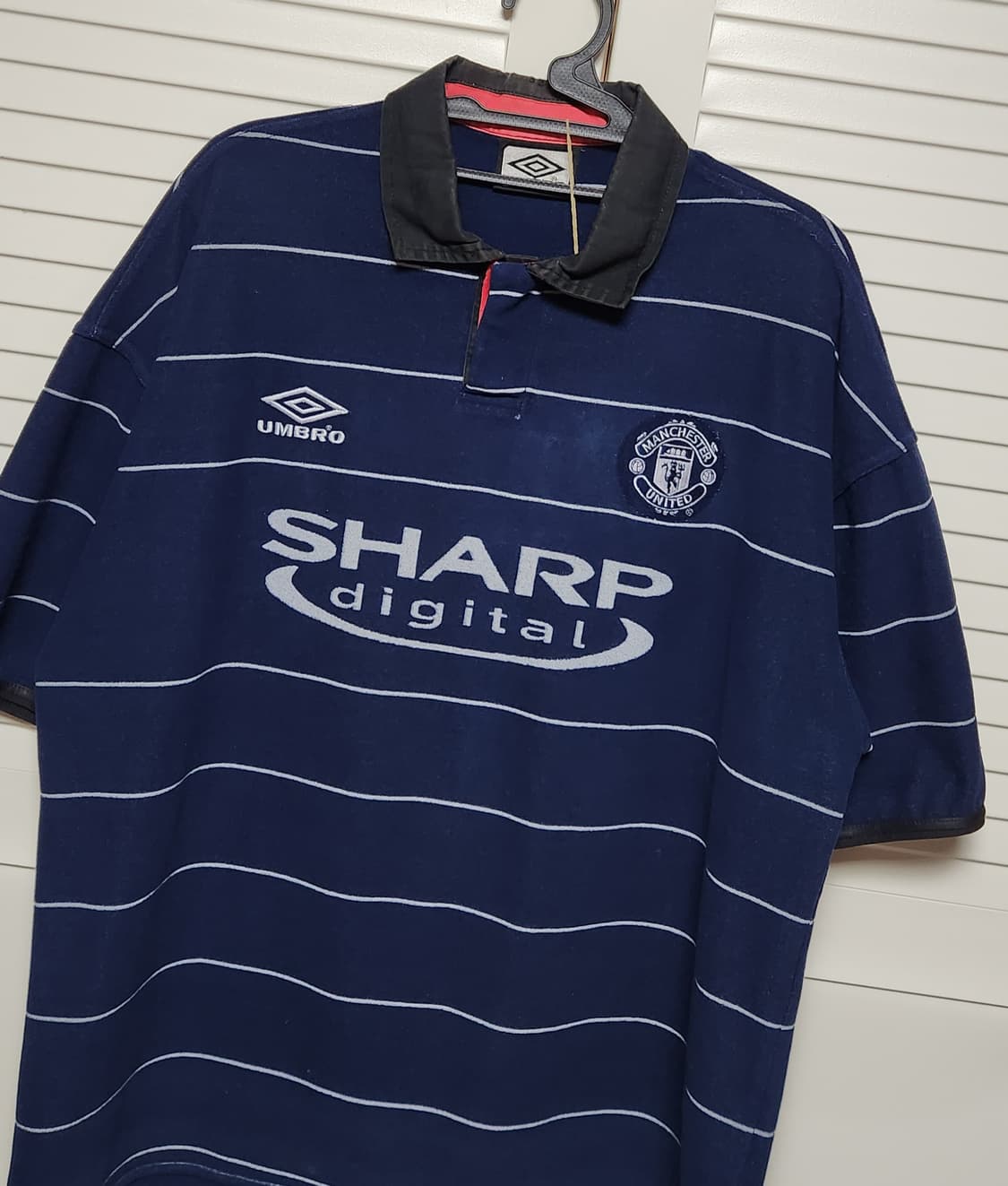99-00 맨체스터 유나이티드 어웨이 엄브로 유니폼 반팔 상품이미지3