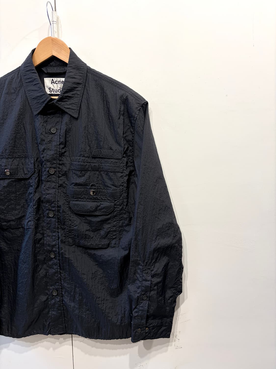 아크네 스튜디오 오랄로 나일론 셔츠 자켓 상품이미지2