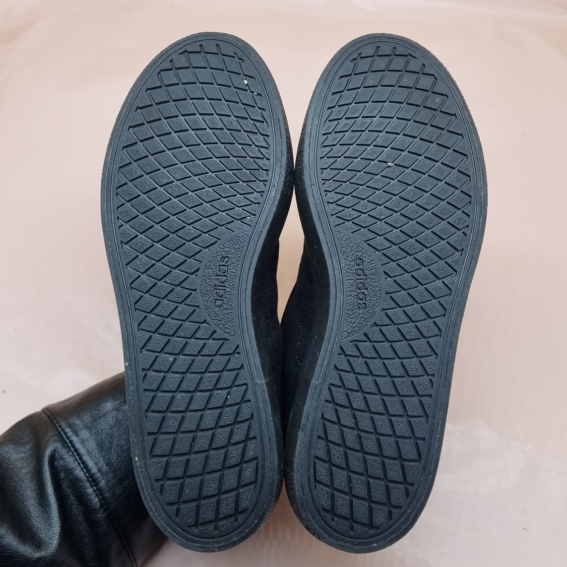 아디다스 블랙 여성 스니커즈 245 상품이미지3