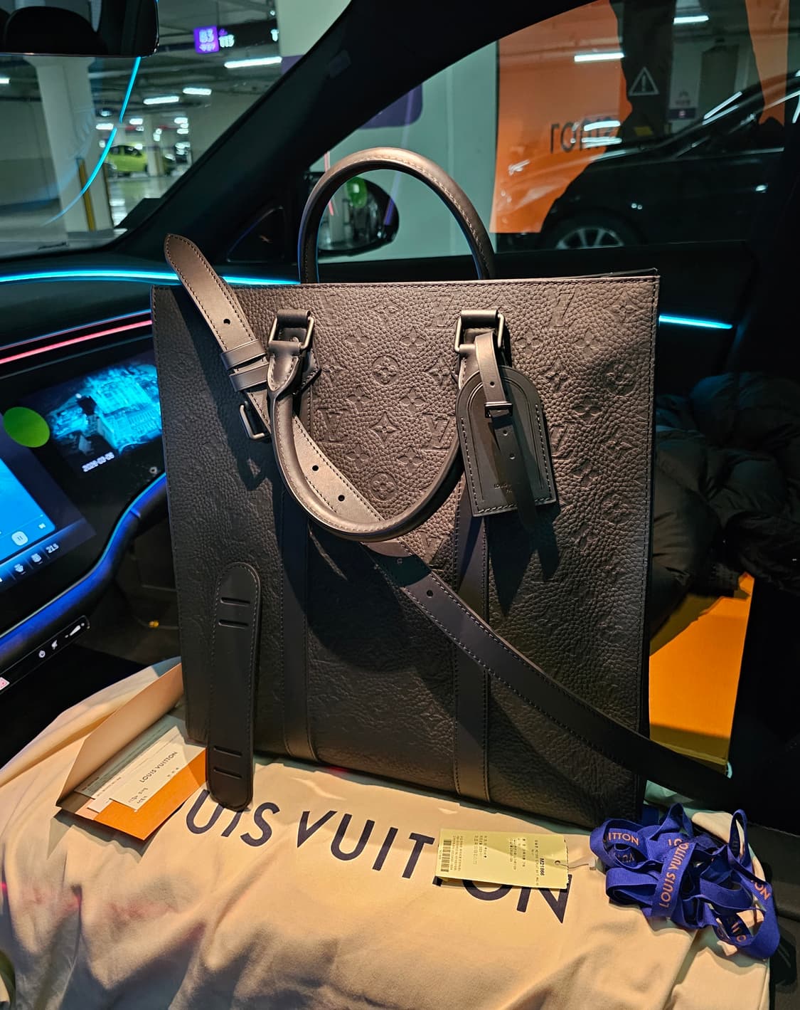 루이비통 토리옹 삭플라NV 토트백 크로스백 신형 (새상품) 상품이미지1