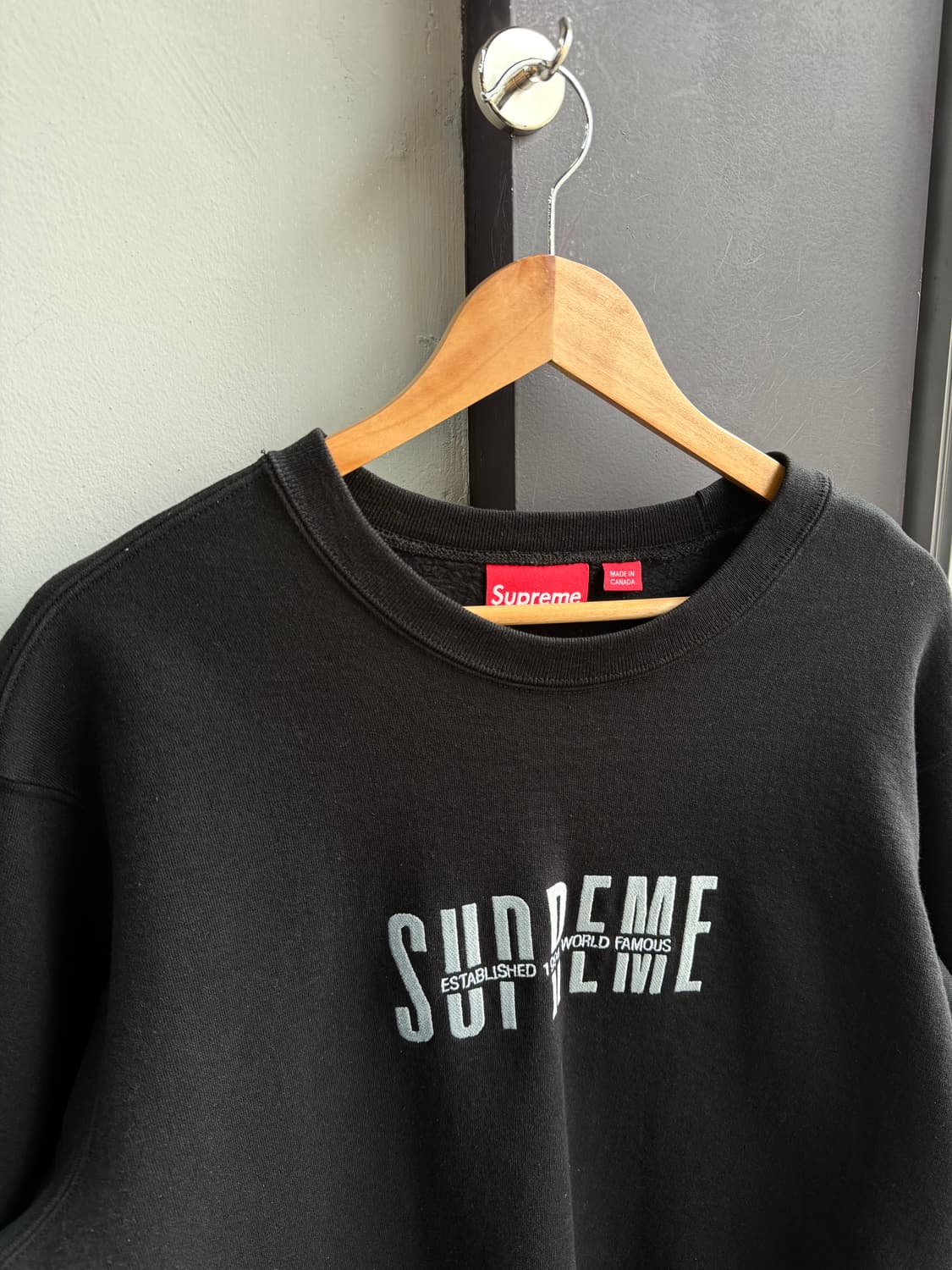 L/ 슈프림 18FW 월드 페이머스 크루넥 맨투맨 상품이미지3