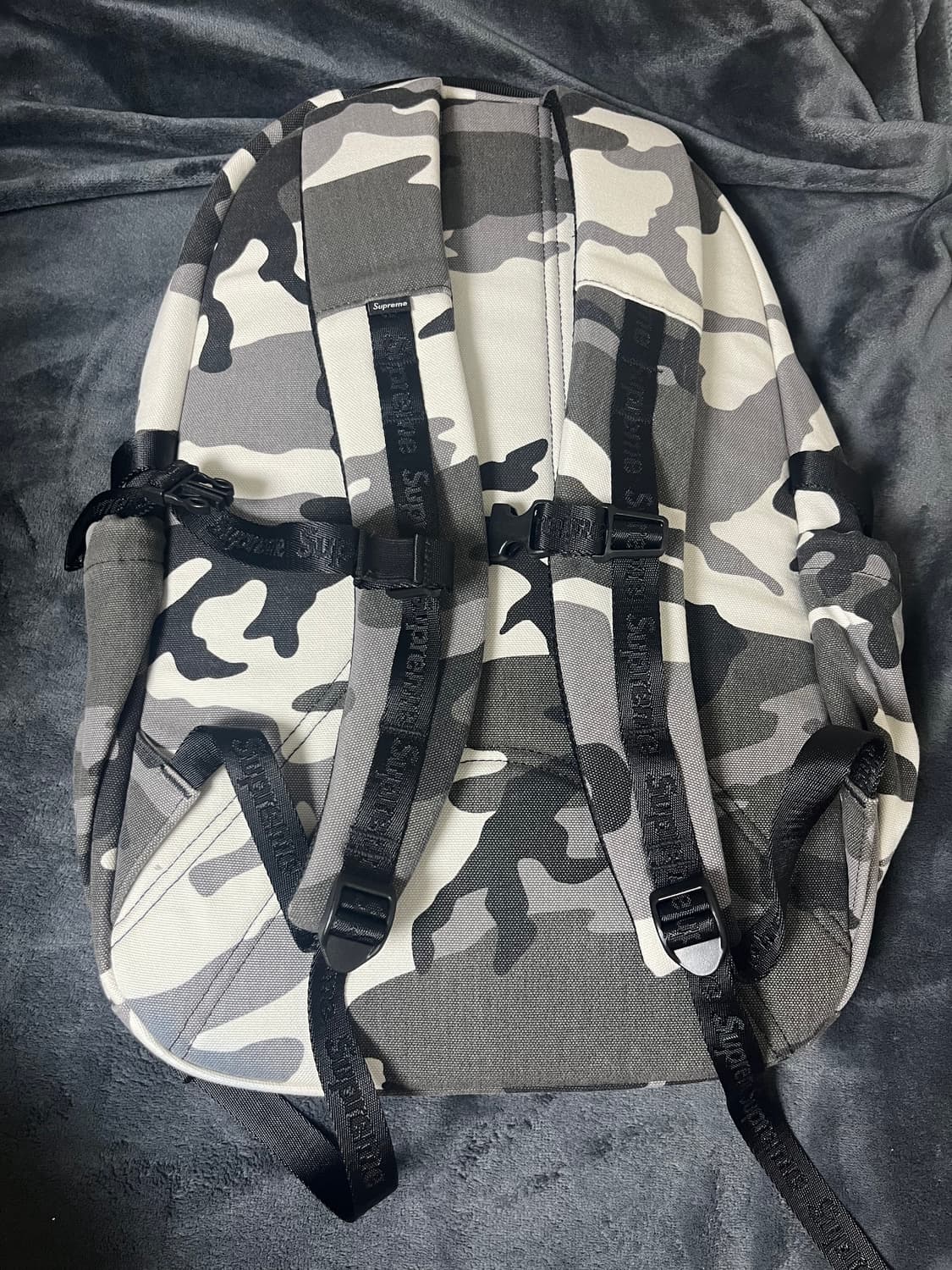 슈프림 백팩 스노우 카모 25SS 상품이미지2