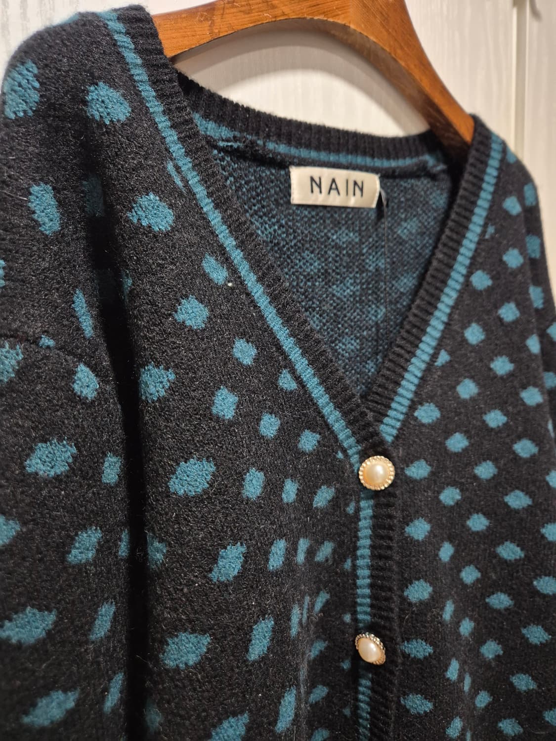 NAIN 블랙 도트 가디건 상품이미지5