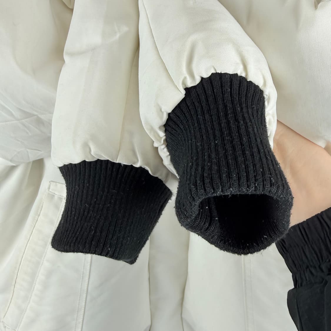 (95) K2 숏패딩 화이트 상품이미지5