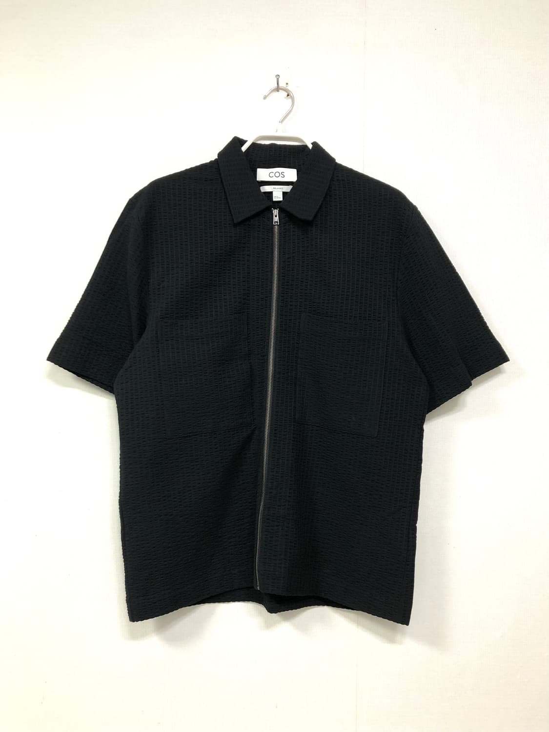 COS 코스 남성 시어서커 반팔 카라 집업 XL _ 블랙 상품이미지1