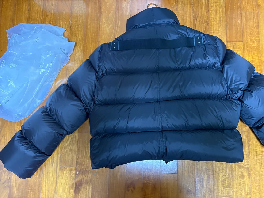 [46] 릭오웬스 25fw  터틀넥 퀼티드 다운 재킷 상품이미지3