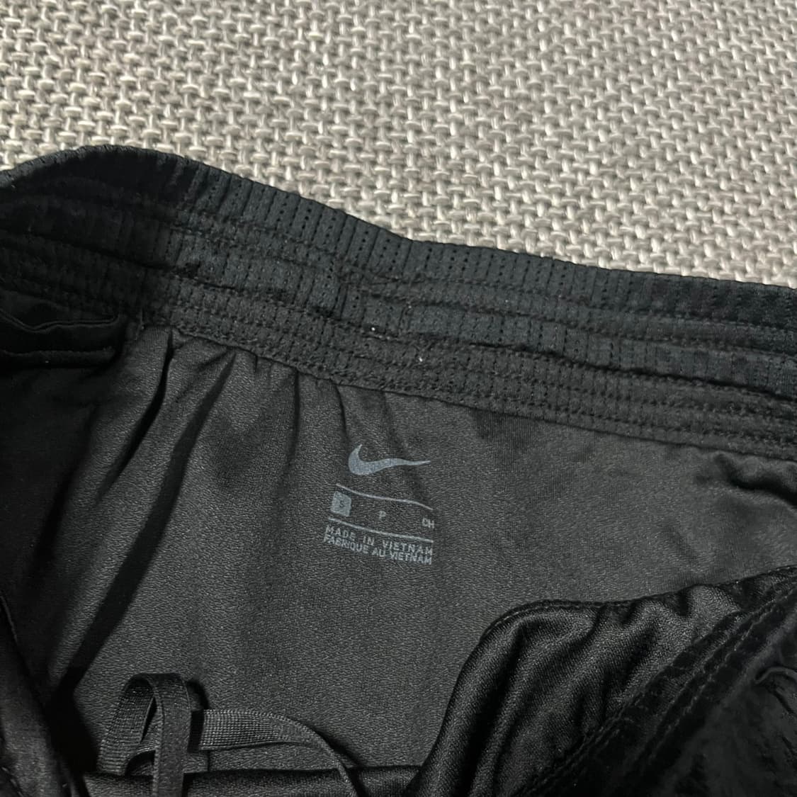 나이키 스우시 블랙 반바지 쇼츠  S 상품이미지2