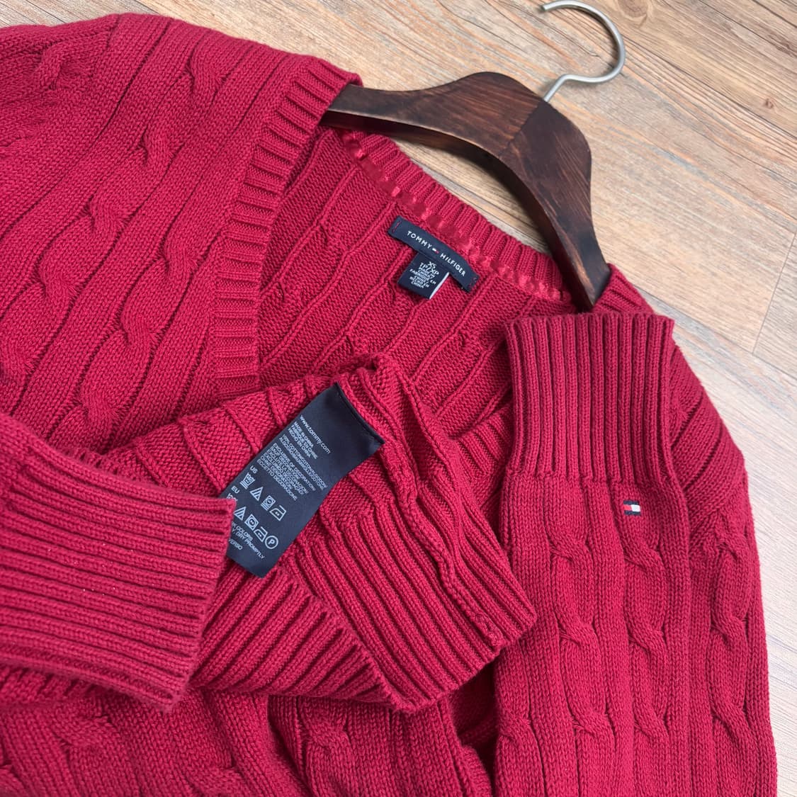 타미힐피거 XS 니트 레드 케이블 정품 슬림 실루엣 볼륨 수입 상품이미지3