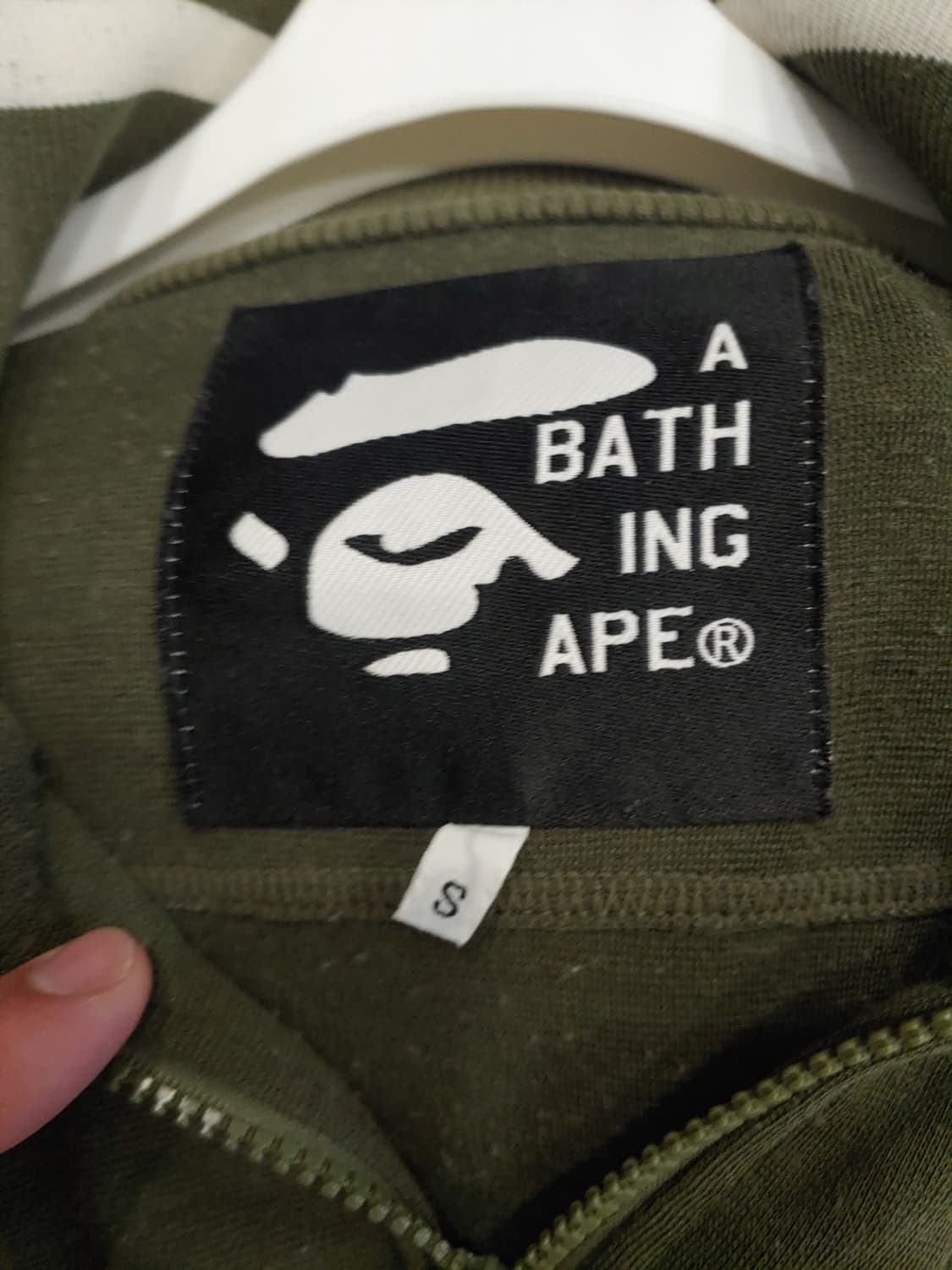 [S] 베이프 미니사루 코튼 져지 올리브색 상품이미지3