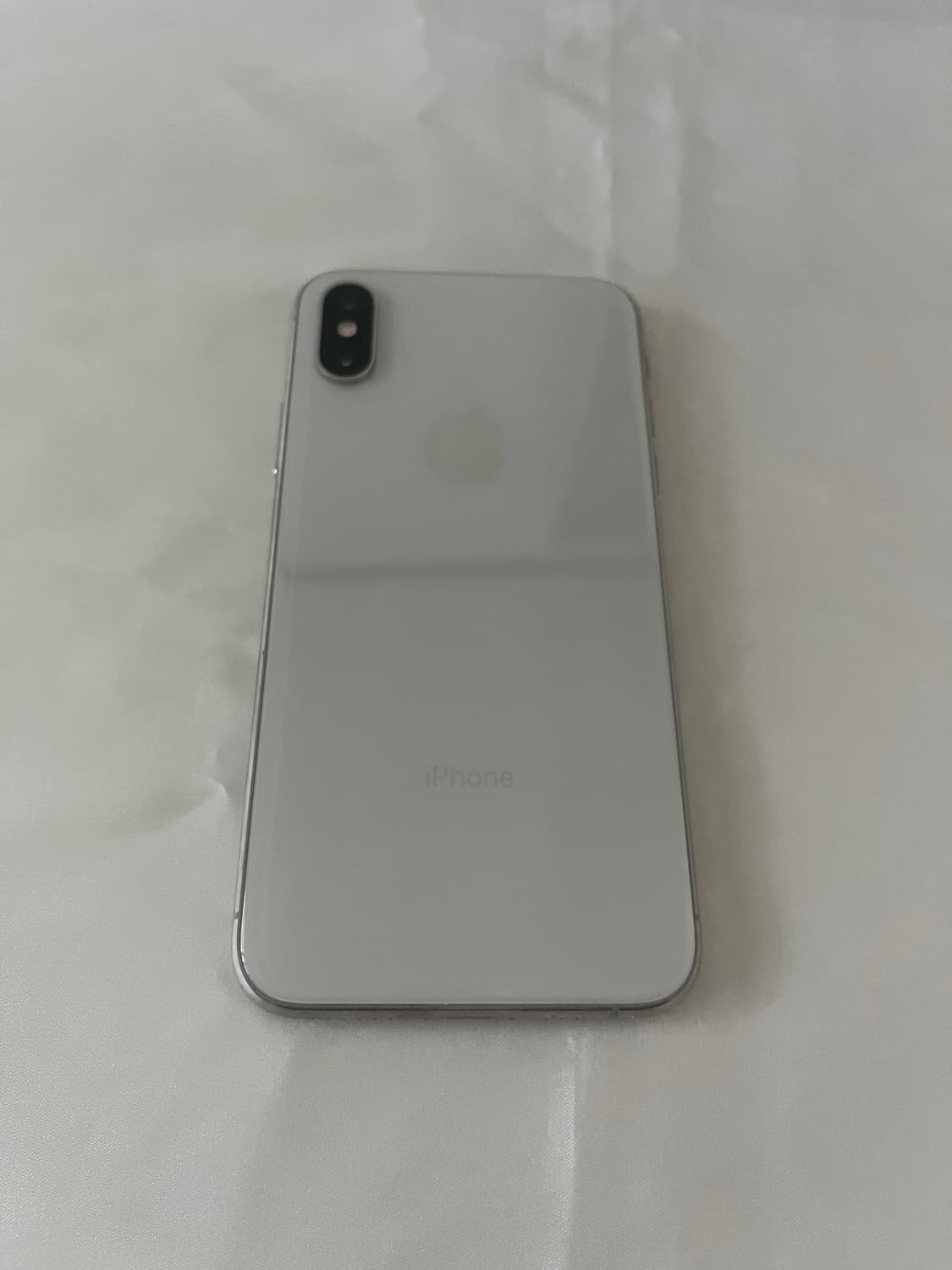 아이폰XS 실버 64GB 배터리성능 70 상품이미지1