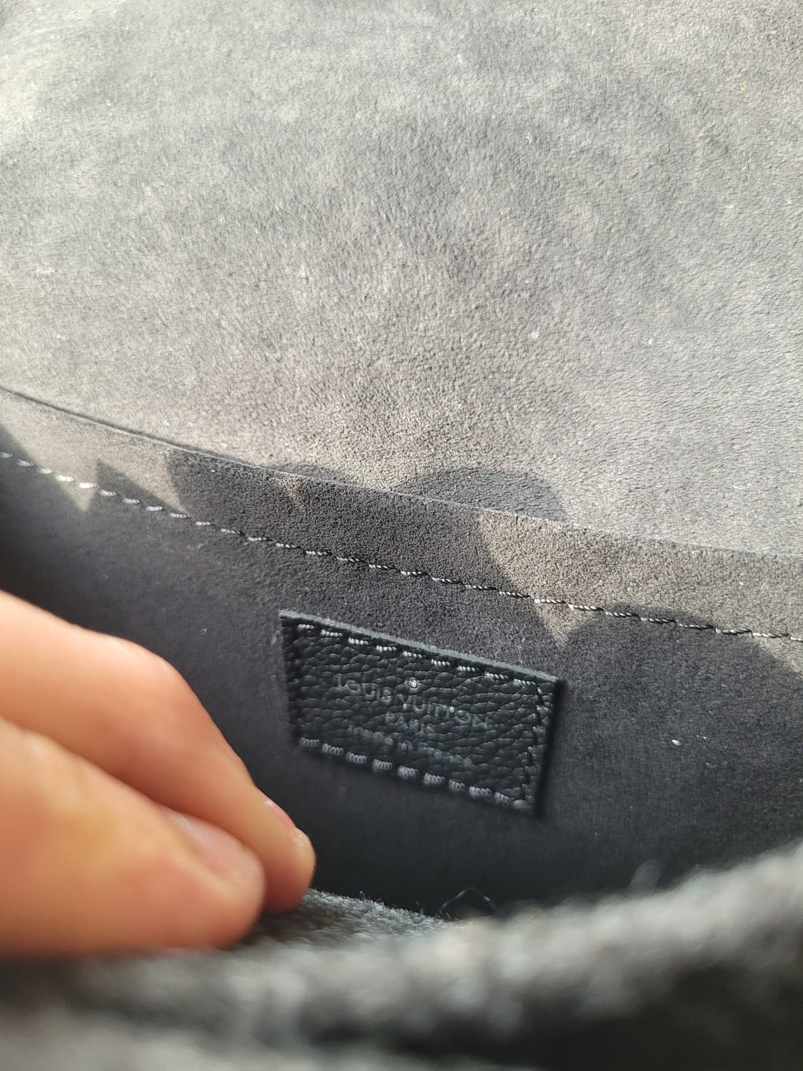 루이비통 마이락미 체인백 블랙 상품이미지10