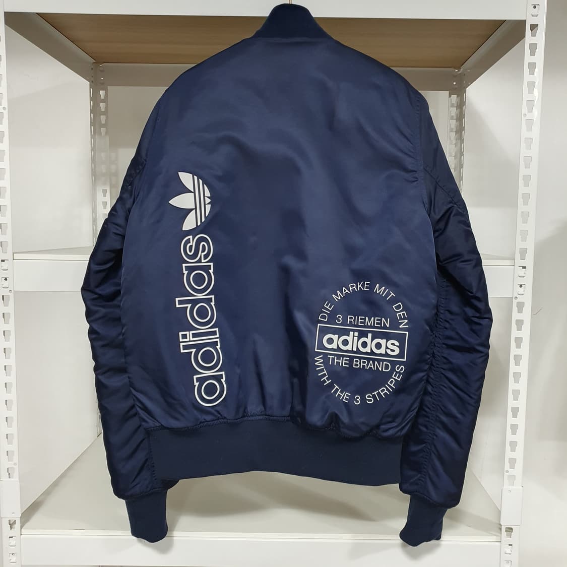 아디다스 오리지널 항공점퍼 네이비 90 상품이미지2