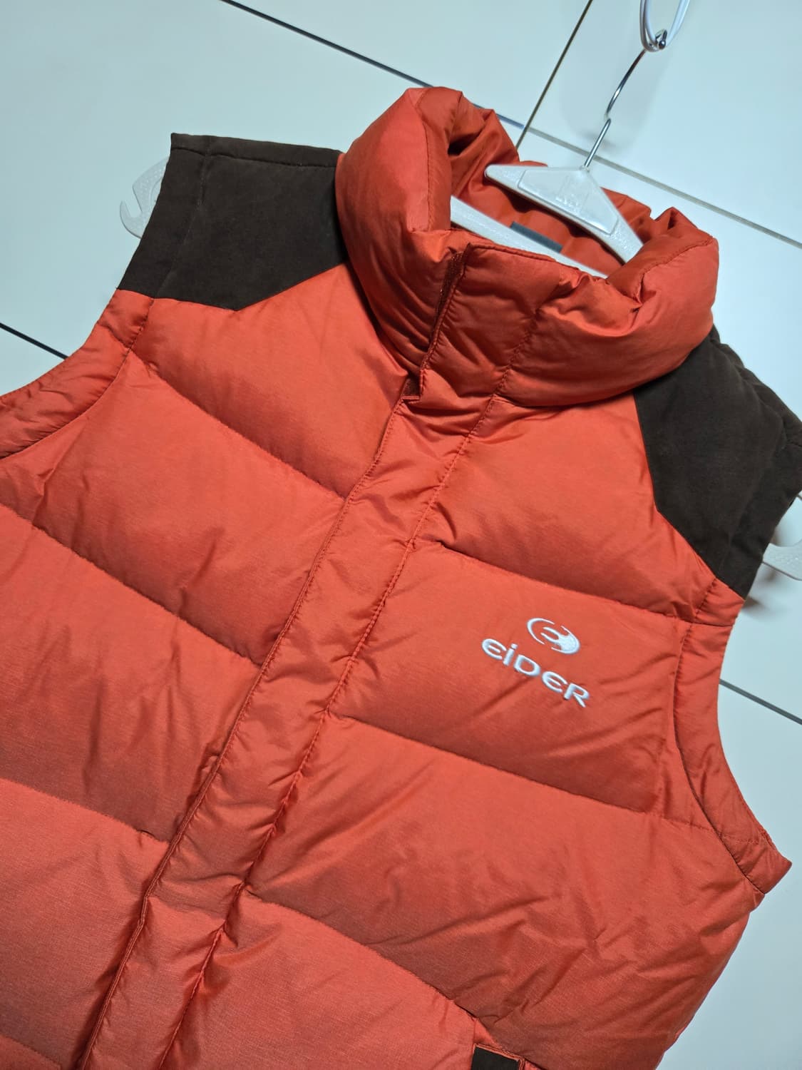 아이더 여성 덕다운 조끼 패딩 상품이미지1