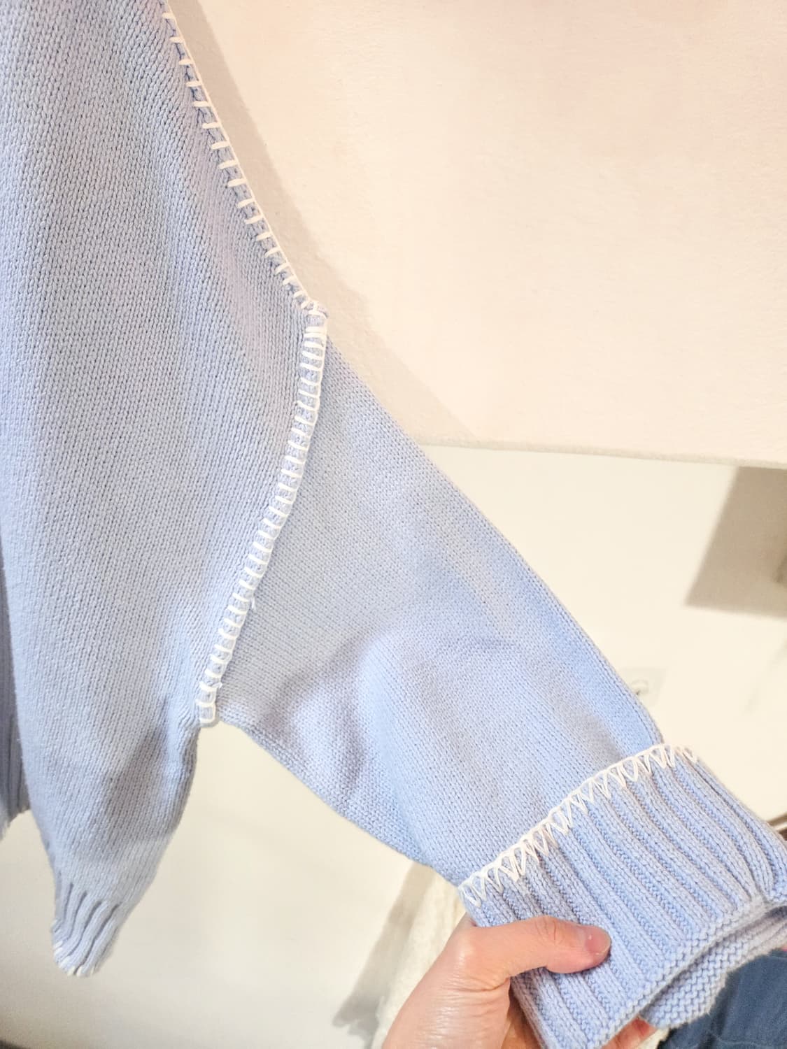 earth music 하늘빛 스티치 가디건 상품이미지4