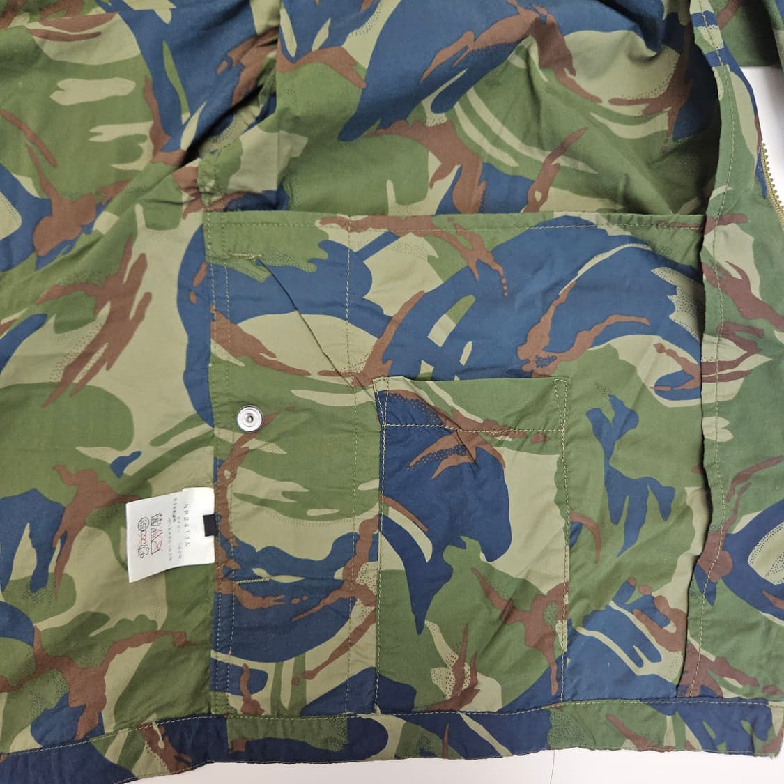 노스페이스 퍼플라벨 카모패턴 바람막이 상품이미지4