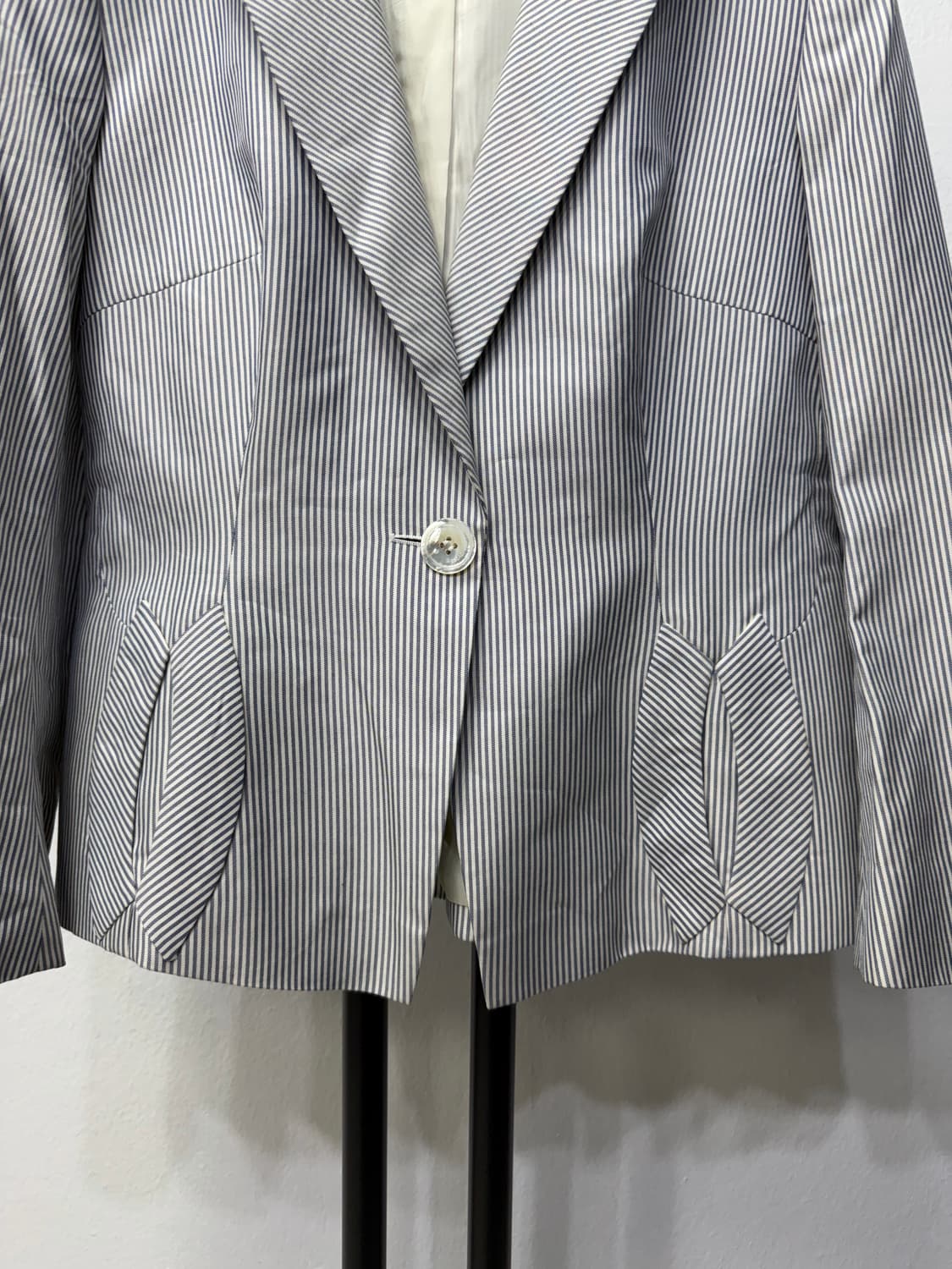 매장판정품) ESCADA 에스카다 스트라이프 자켓 40 상품이미지4