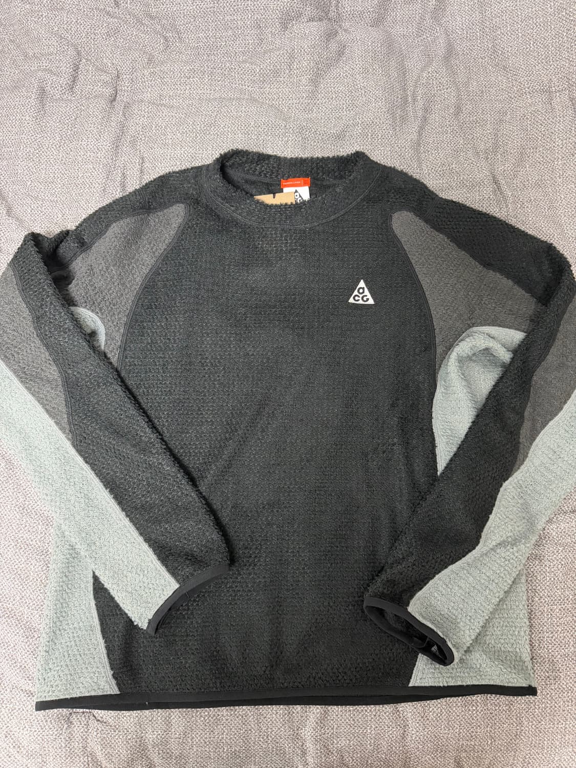 [XL] 나이키 ACG 울프 라이컨 크루넥 블랙 앤트러사이트 상품이미지1