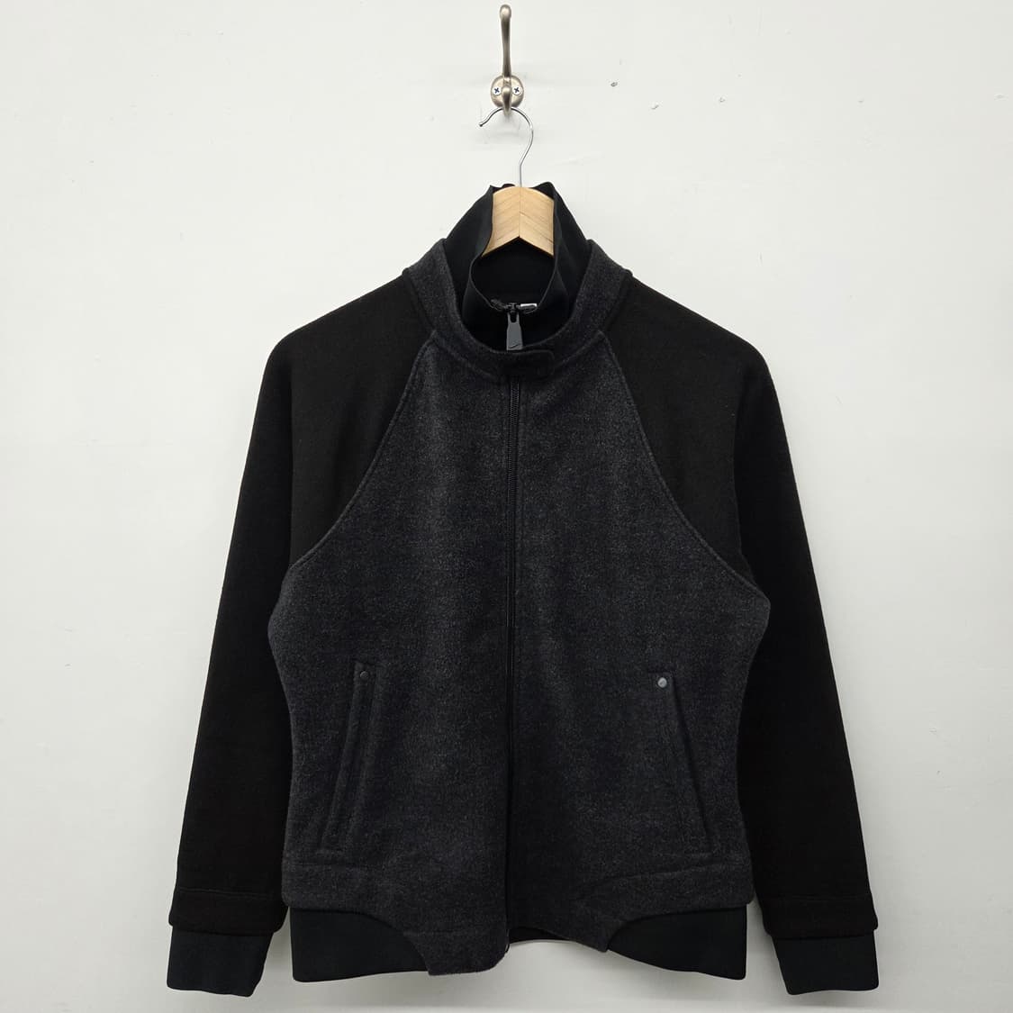 나이키골프 블랙/챠콜 그레이 집업 자켓 여L 상품이미지1