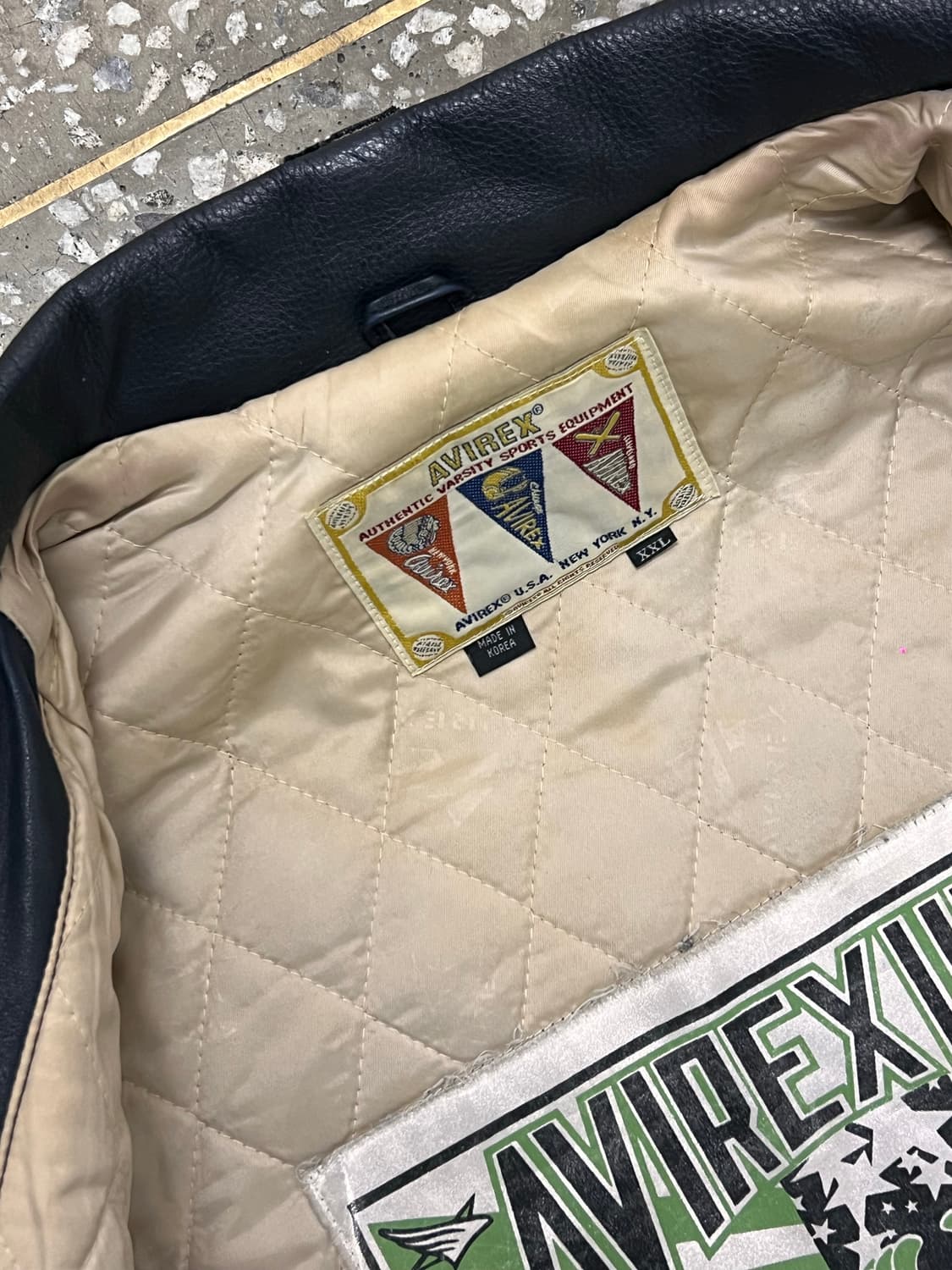 Avirex Wolf Cowhide Varsity Jacket  상품이미지10