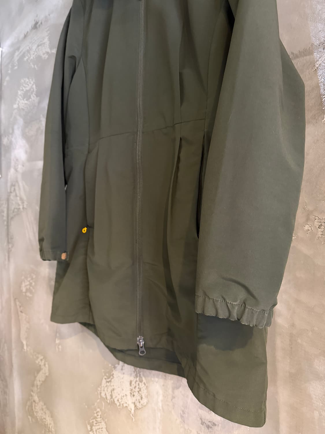 네파 딥카키 바람막이 자켓 105 상품이미지4