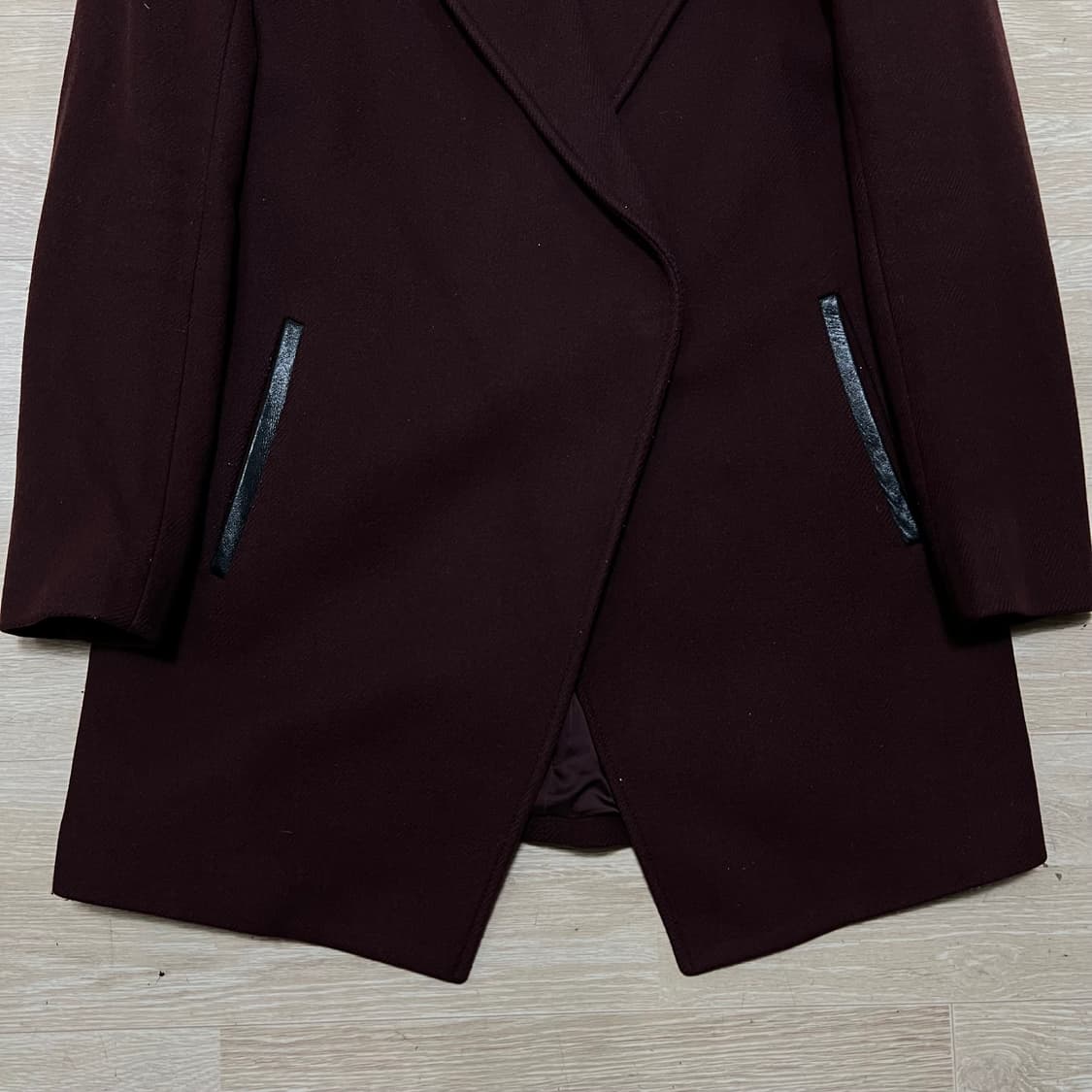 띠어리 여성 니트 트리밍 배색 울 키시미어 코트 [버건디] S/90 상품이미지3