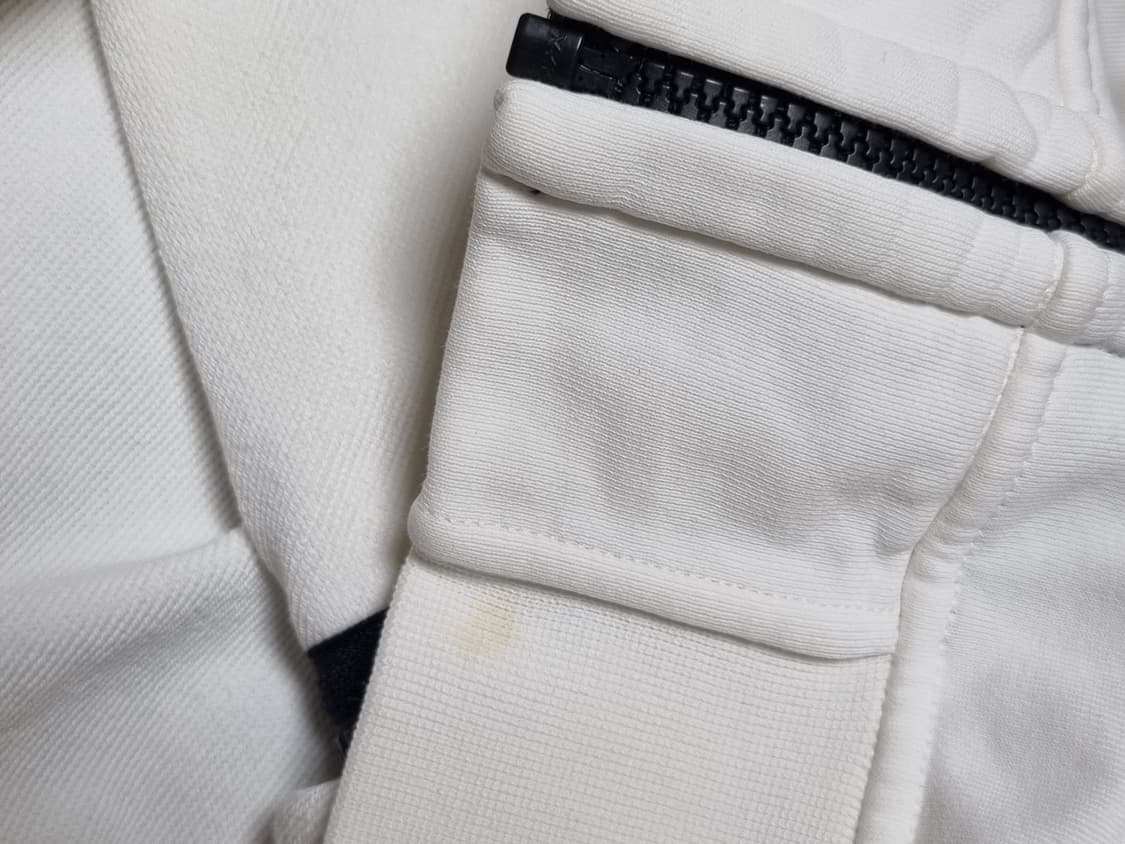 [L] 스톤아일랜드 화이트 집업 상품이미지2