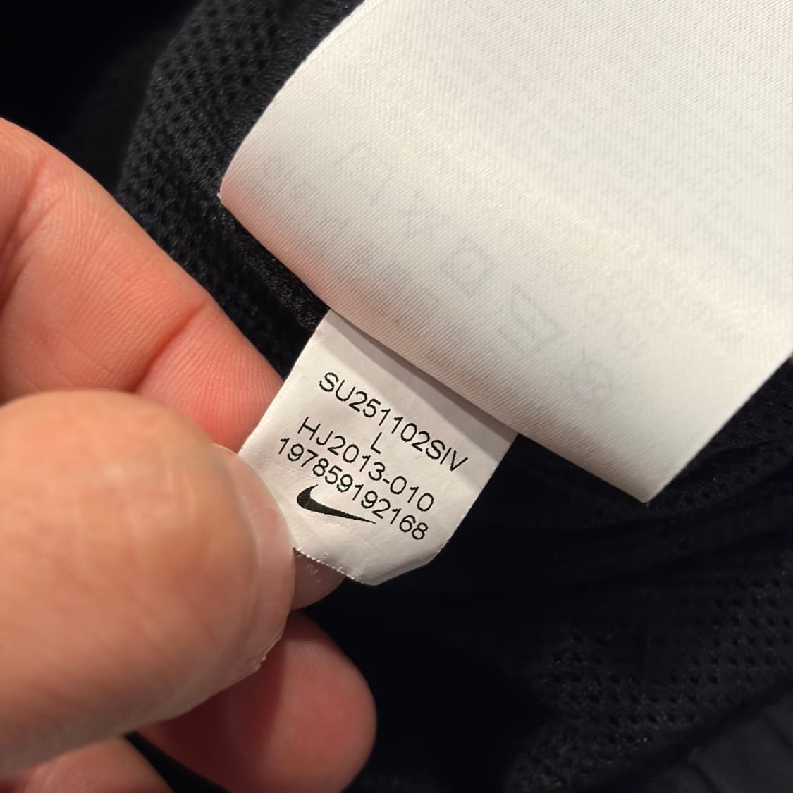 [L] 나이키 클럽 빅로고 블랙 바람막이 후드집업 D407 상품이미지7