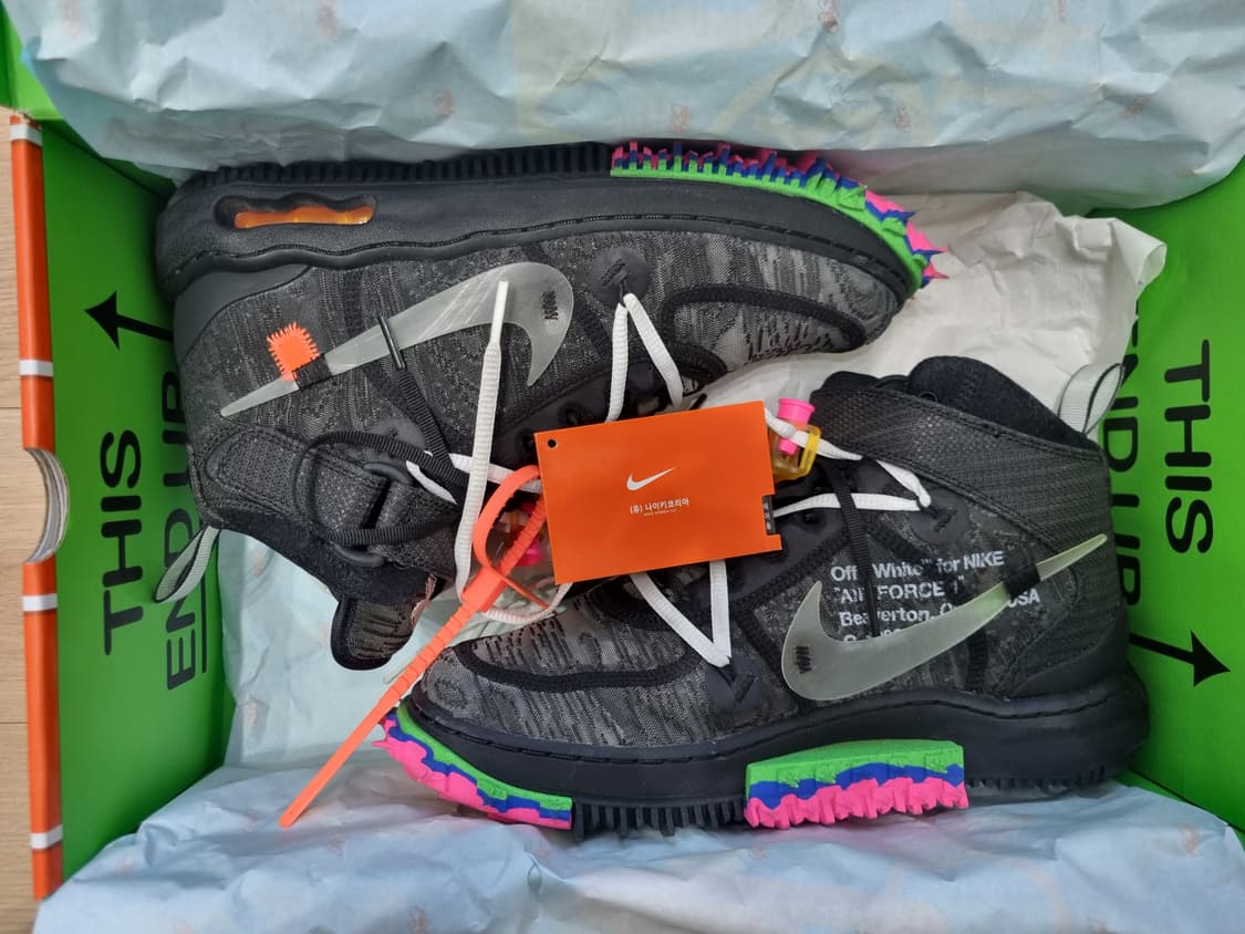 나이키X오프화이트 에어포스1 미드 270 상품이미지1