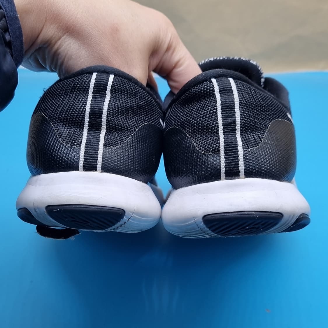 나이키 플렉스 컨택트 런닝화240 상품이미지4