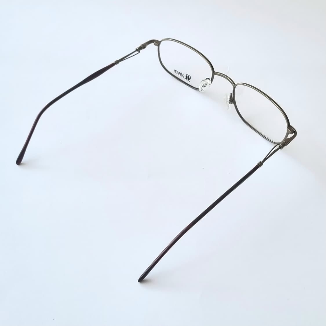 데드스탁 지적인 무드의 완성 클래식 메탈 안경테 675 상품이미지6