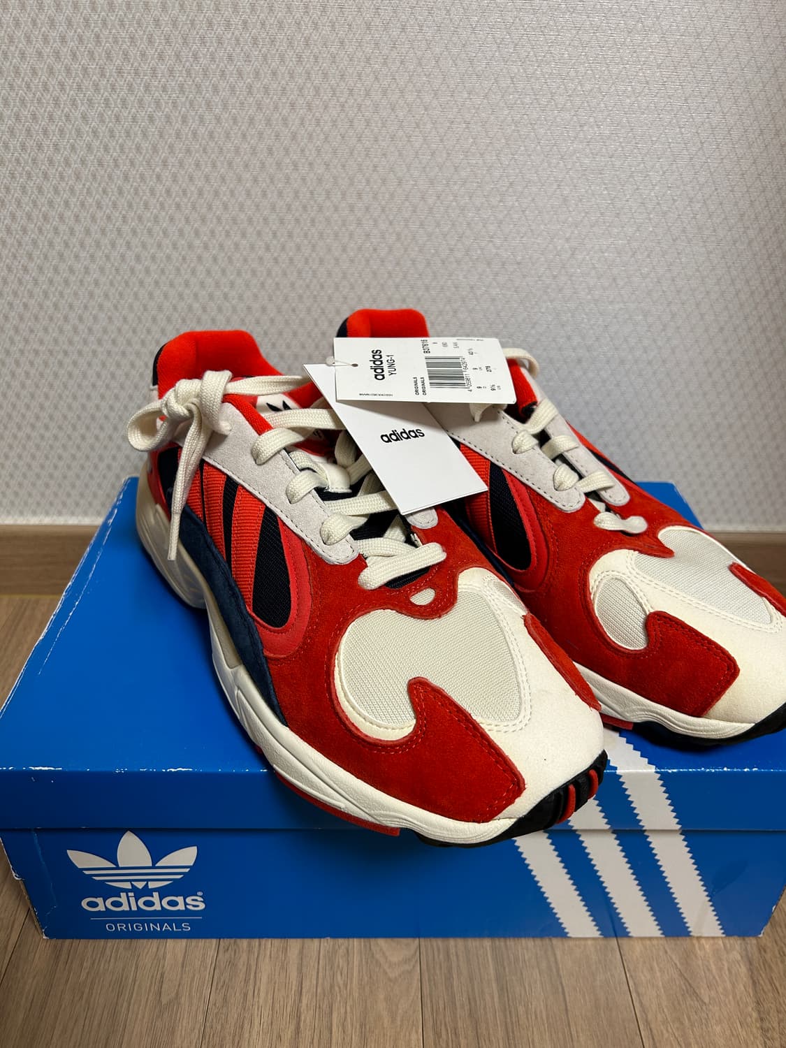 아디다스 영 원 275 (새상품) 상품이미지1