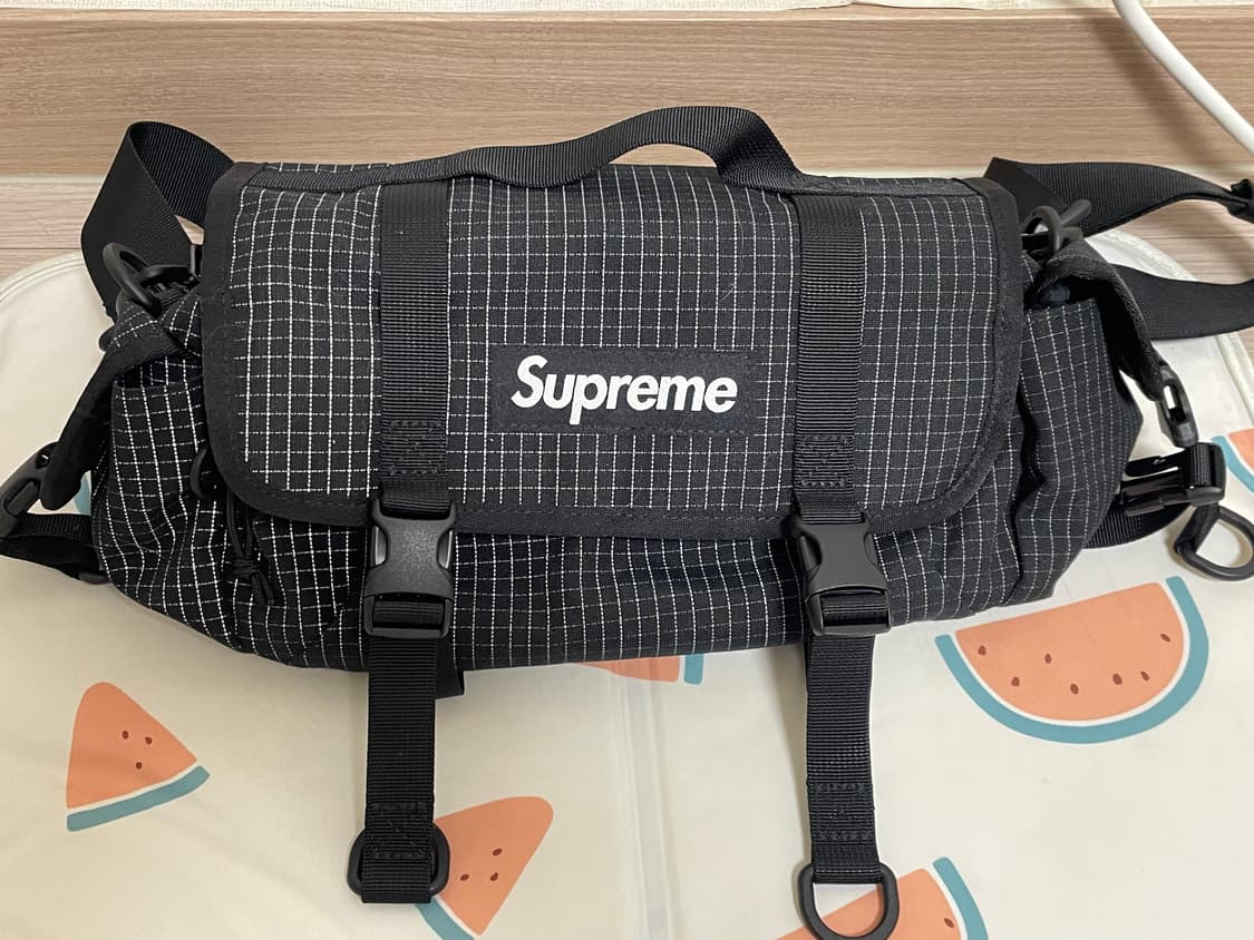 슈프림 가방 상품이미지1
