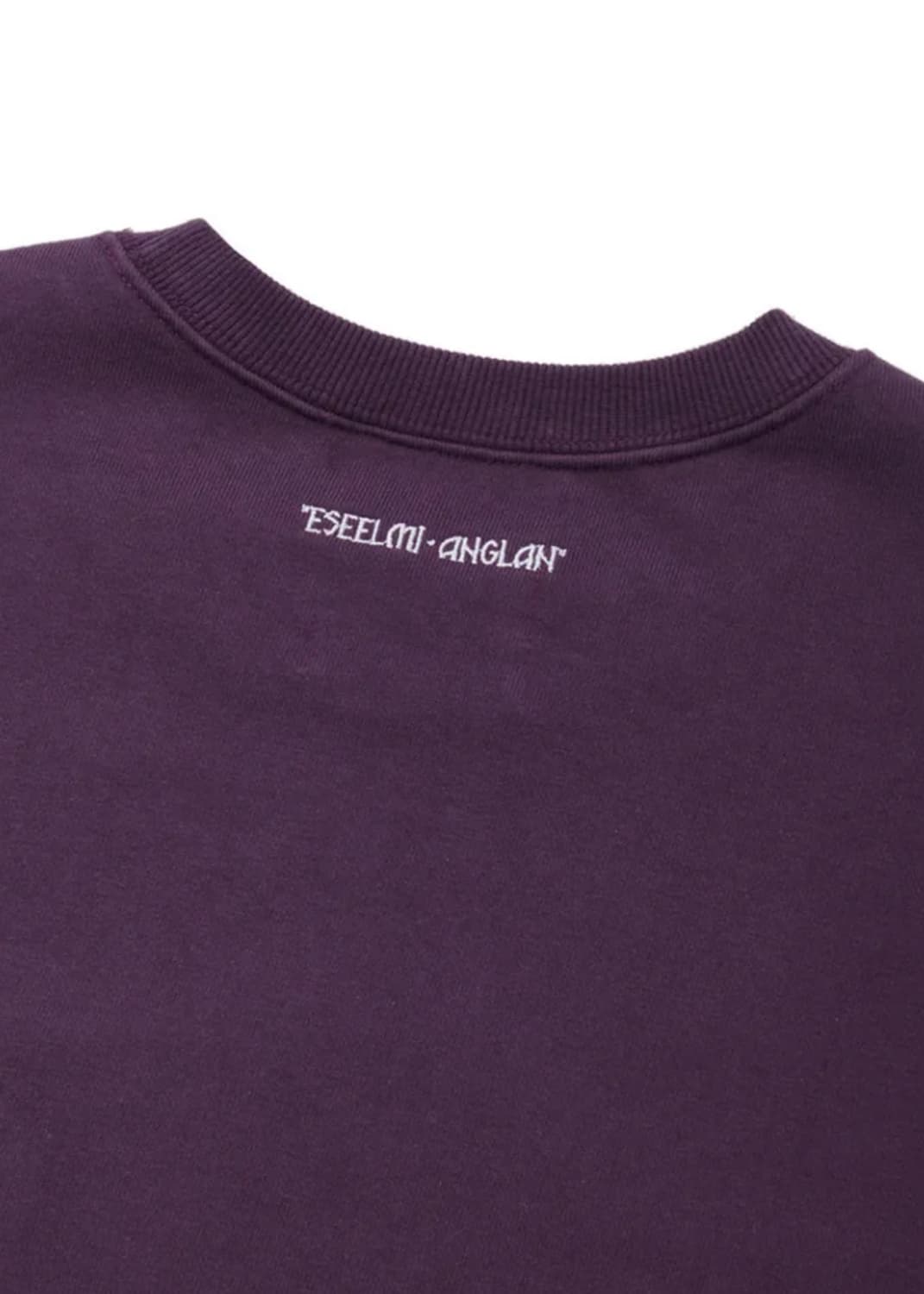 앵글런 에씰미 트라이벌 마스크 맨투맨 퍼플 상품이미지2