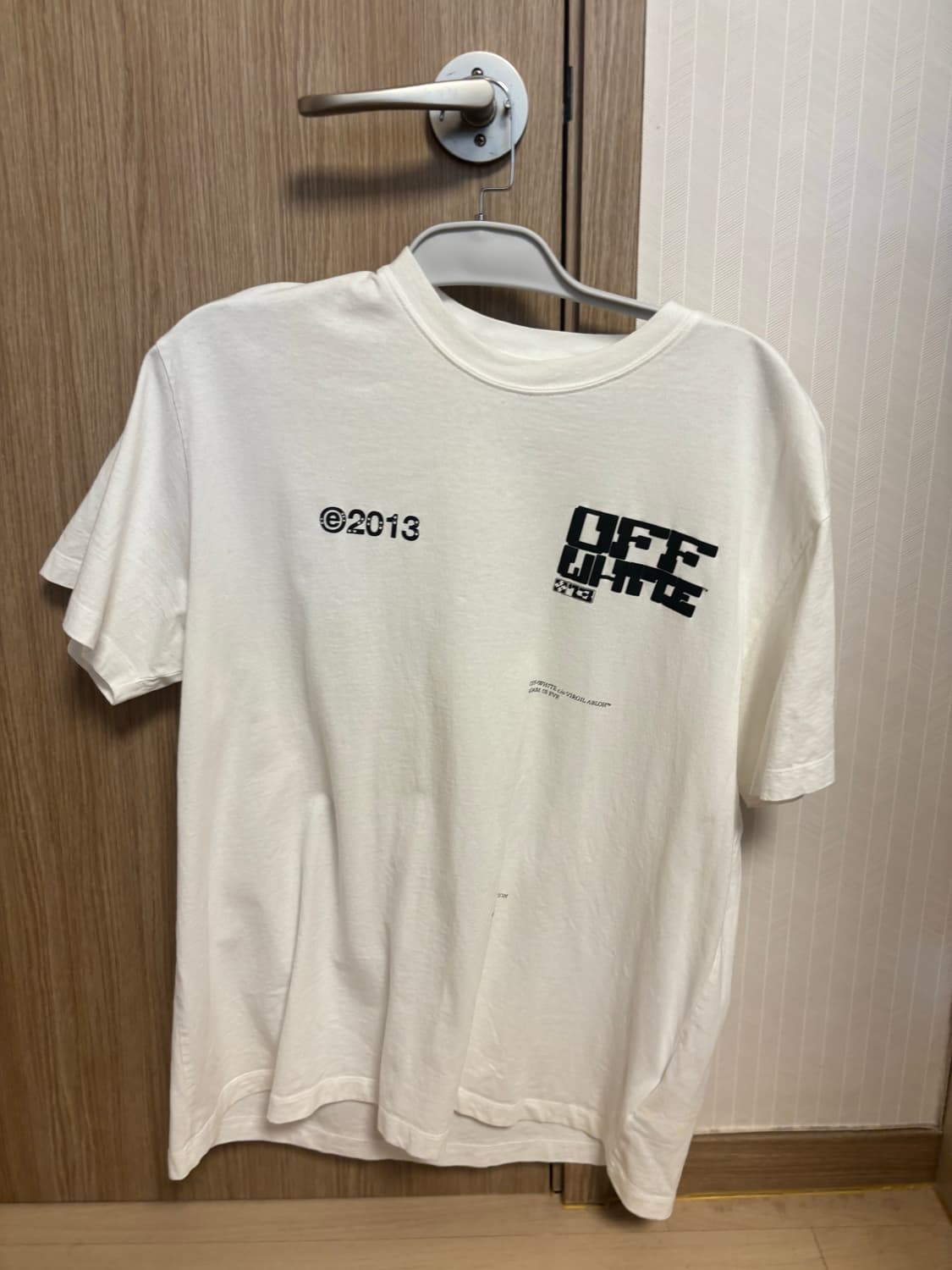 오프화이트 반팔 100정도 사이즈 상품이미지2